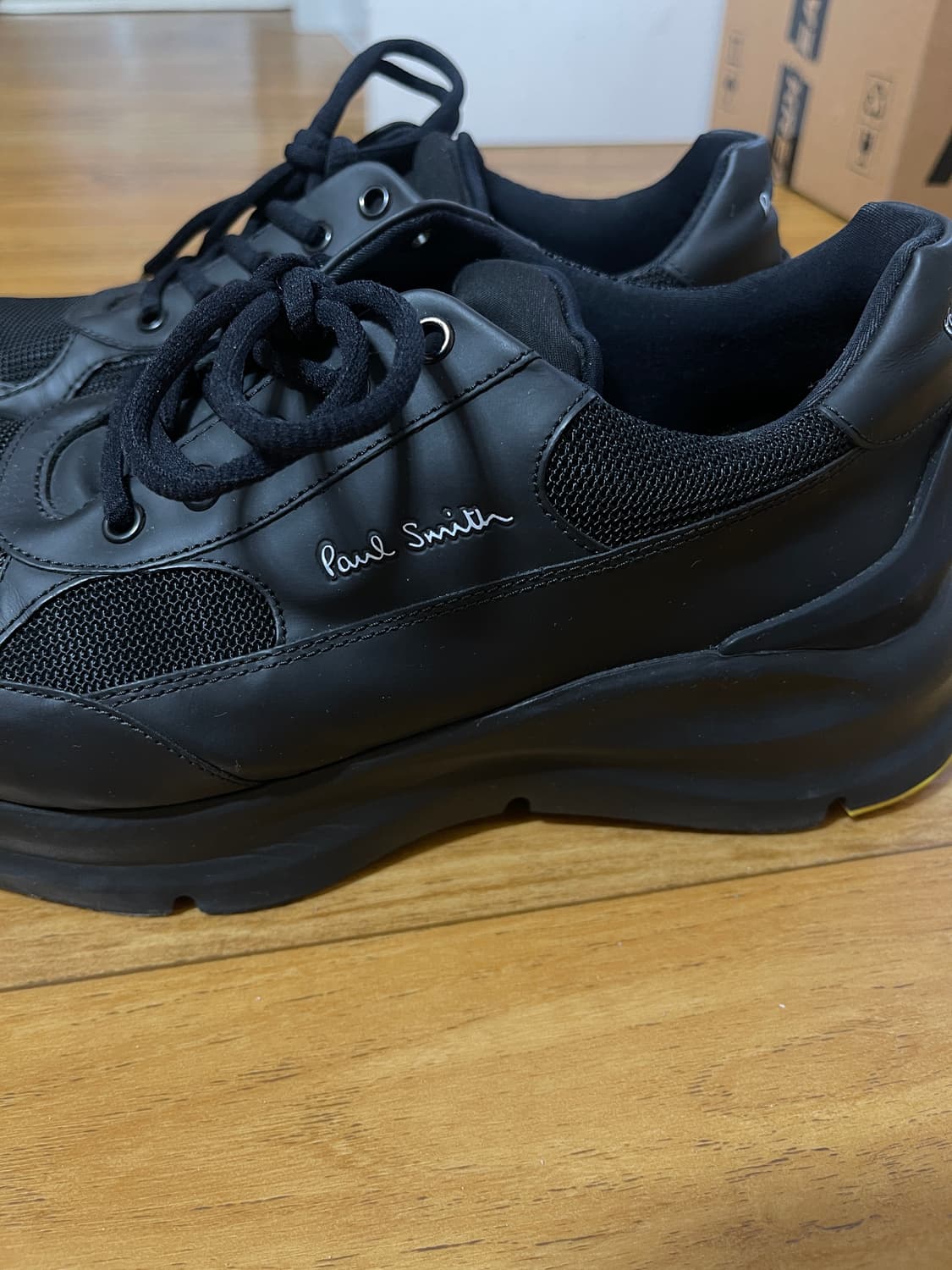 폴스미스 블랙 스니커즈 상품이미지3