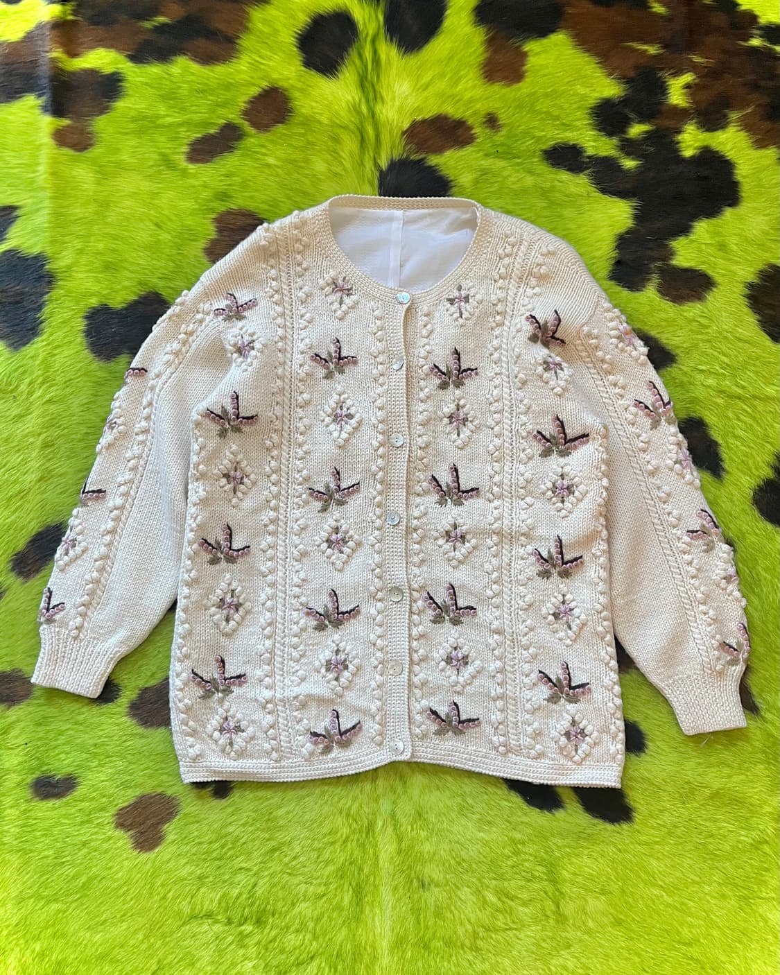 Japanese 3D Pom Pom Floral Knit Cardigan 상품이미지2