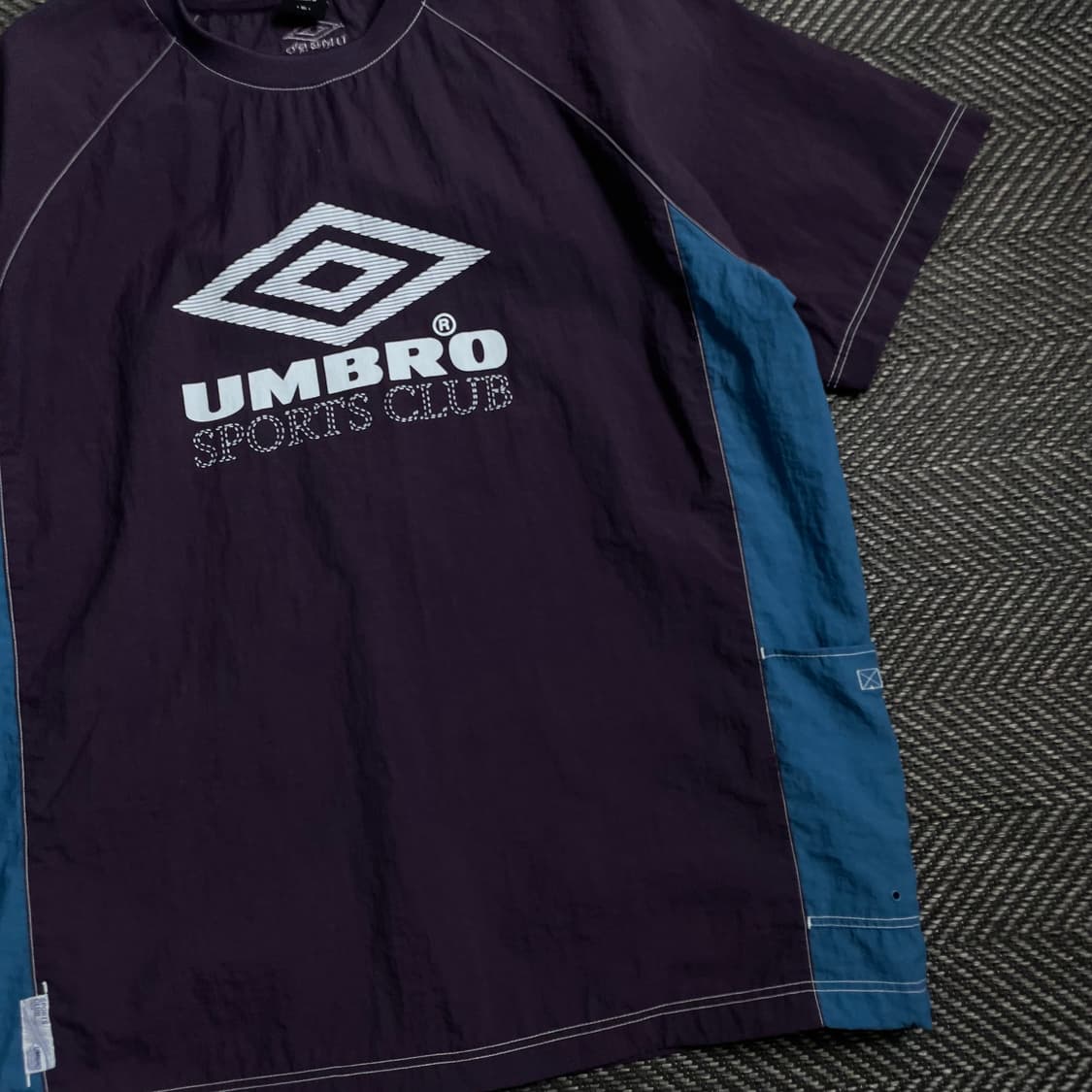 엄브로 크리스피 타슬란 피스테 퍼플 웜업 반팔y 3992 상품이미지3