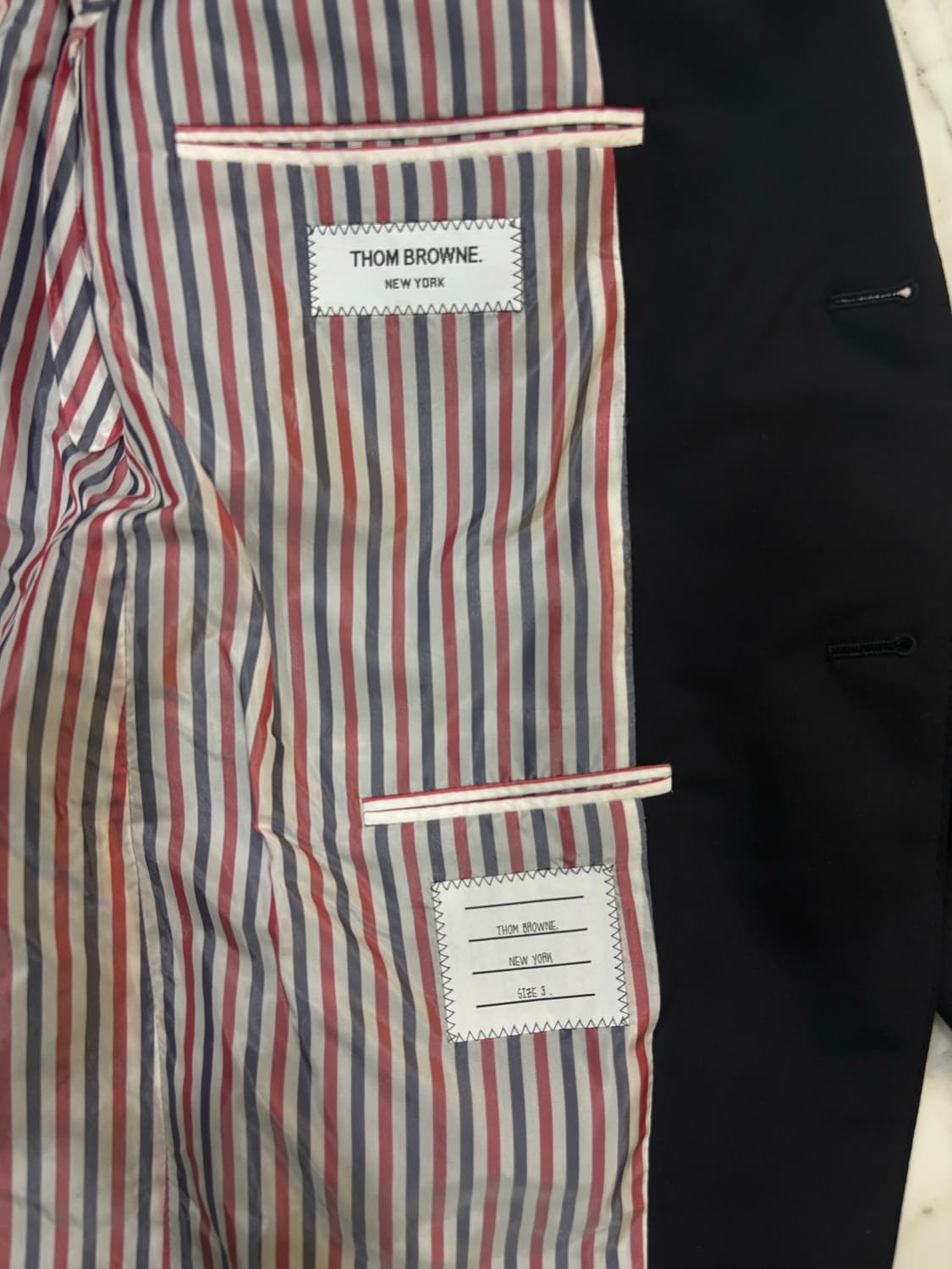 톰브라운 사선 블레이저 상품이미지3