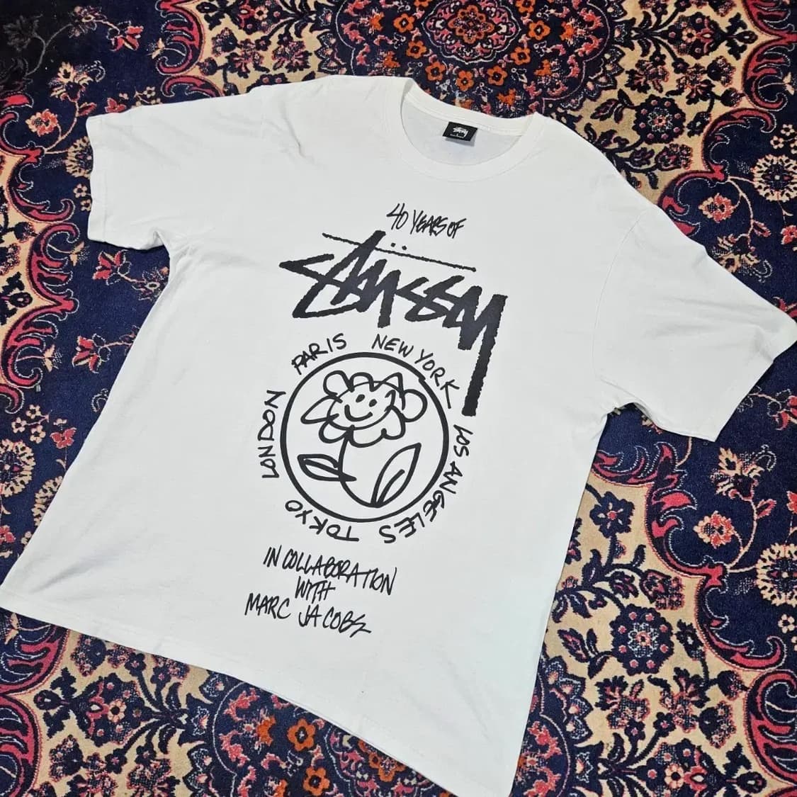 스투시 x 마크제이콥스 40월드투어 반팔 티셔츠 상품이미지1
