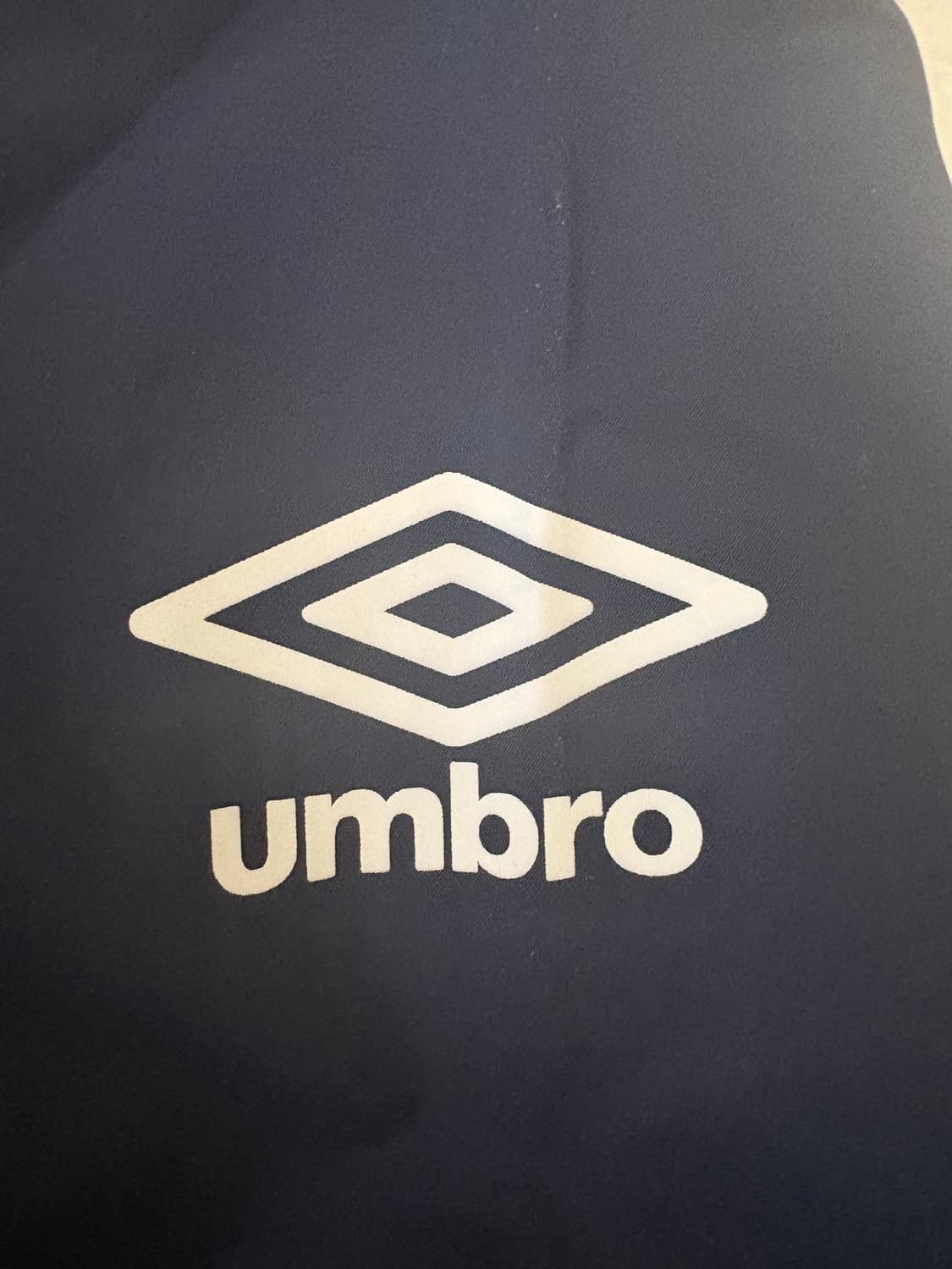 엄브로 X 9090 콜라보 바람막이 로스 네이비 L 상품이미지5