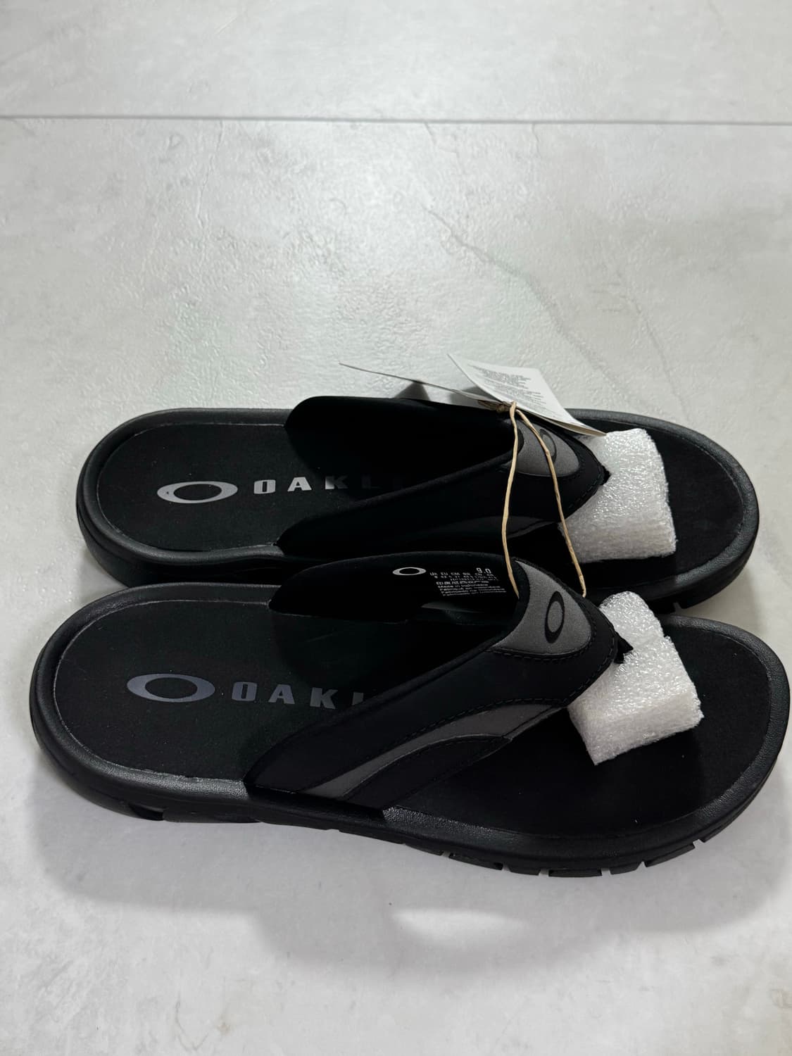 오클리 남성 쪼리 새상품 상품이미지9