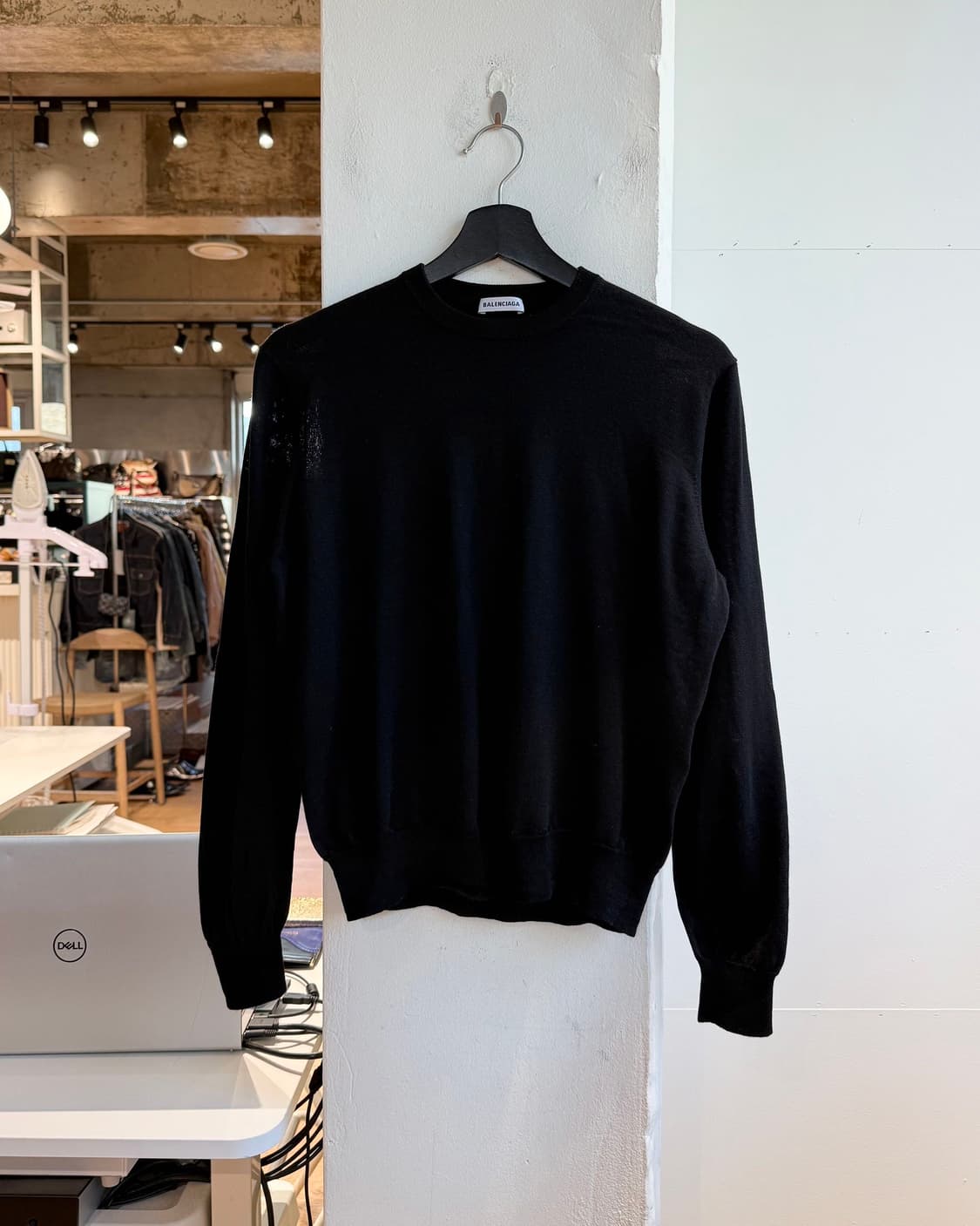 발렌시아가 블랙 백로고 라운드 니트  상품이미지2