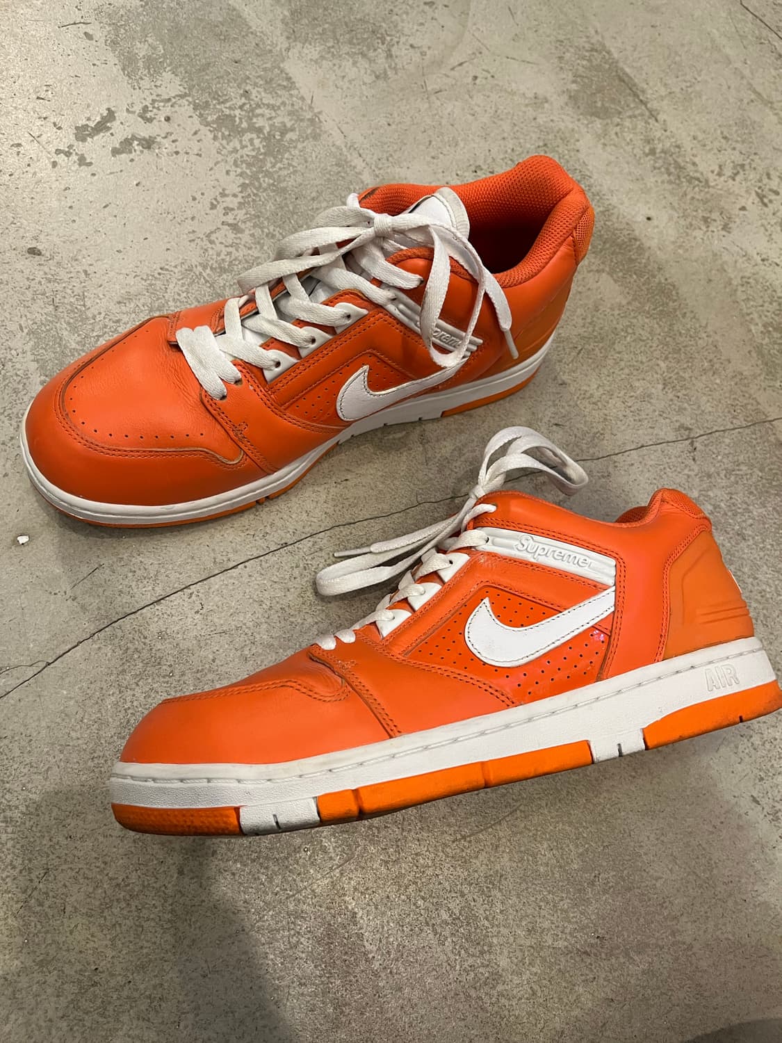 슈프림 나이키 에어포스2 상품이미지1