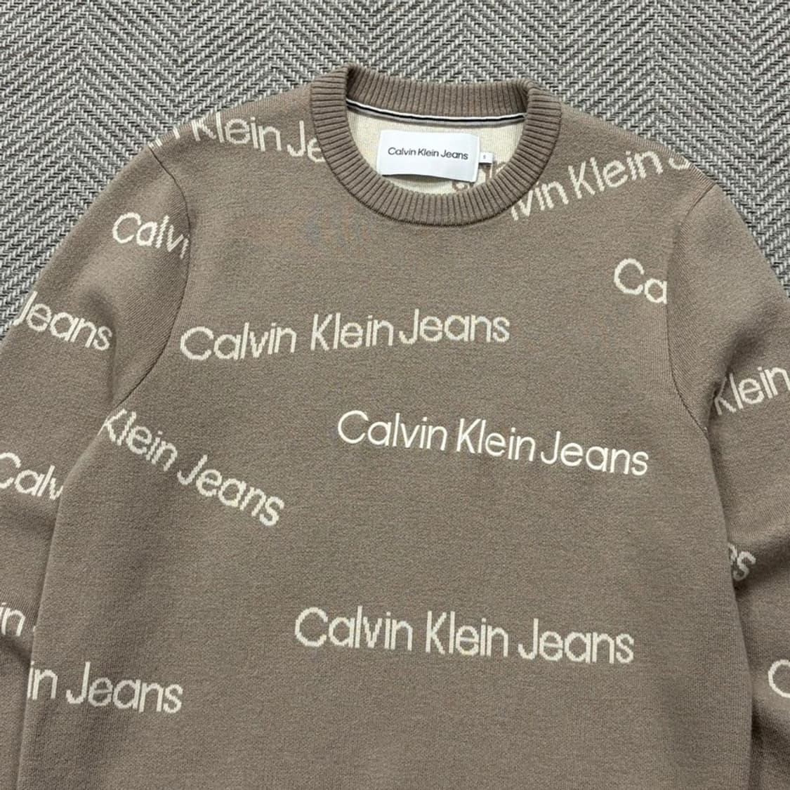 캘빈클라인 멀티로고 니트 v2279 상품이미지3