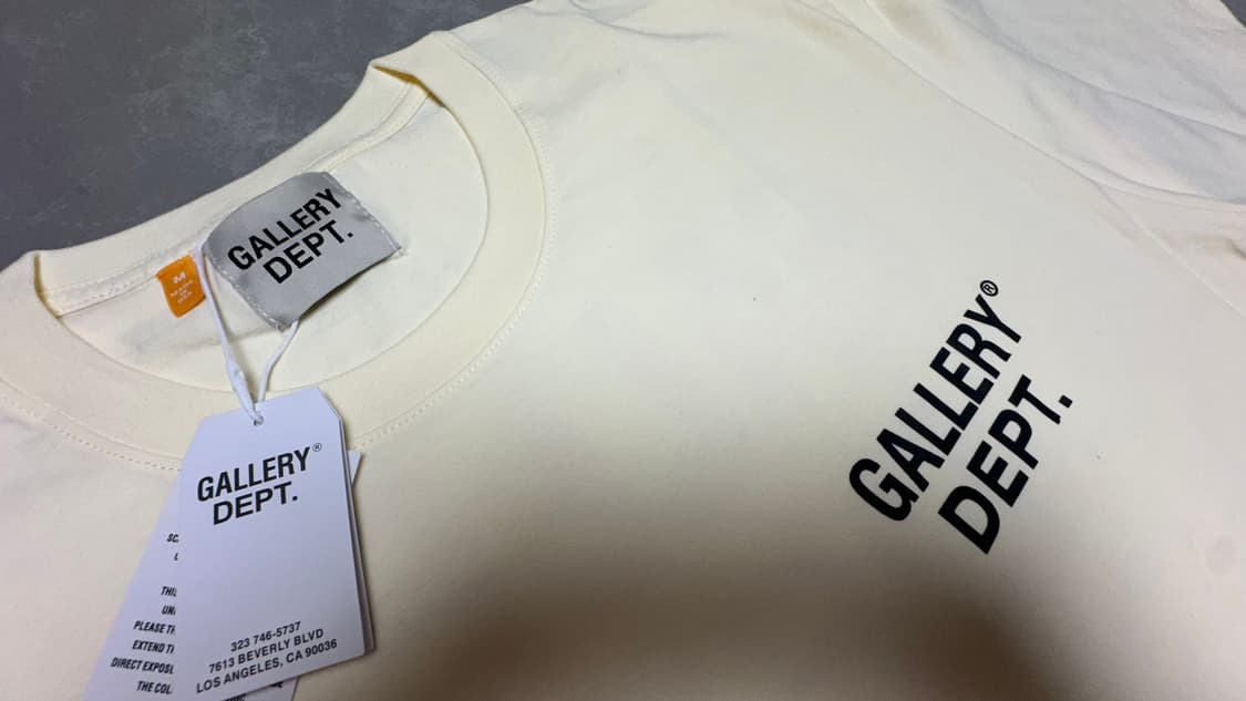 갤러리디파트먼트 수베니어 크림 반팔 상품이미지6