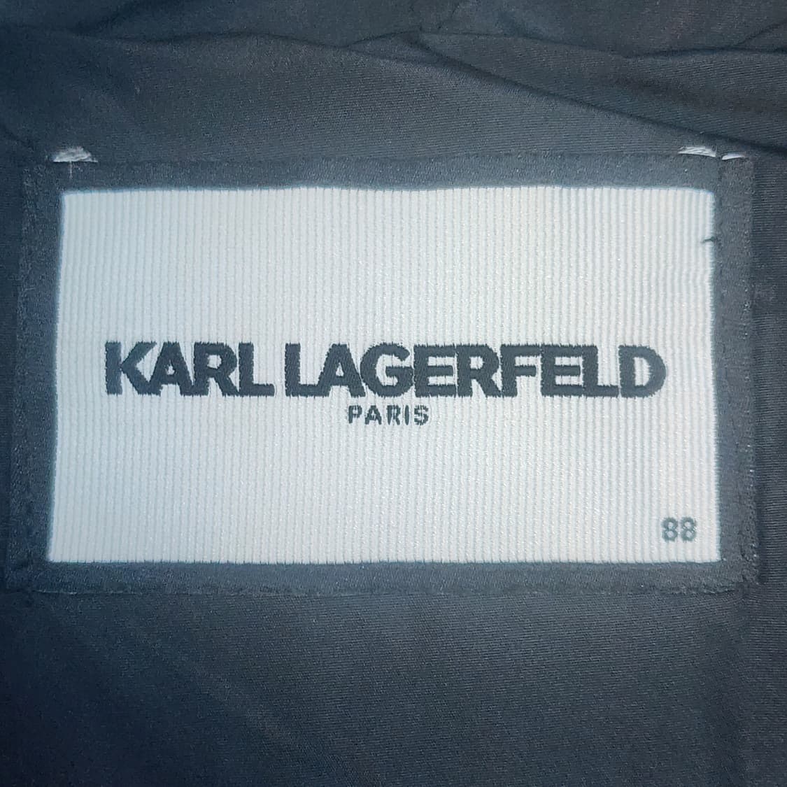 칼라거펠트 여성 블랙 패딩 점퍼 상품이미지3