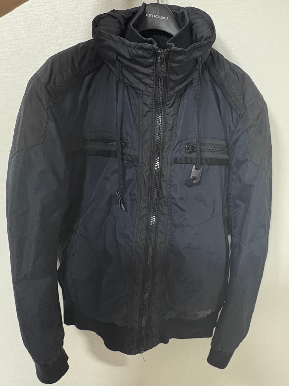 버커루 나일론 후드 바람막이 상품이미지1