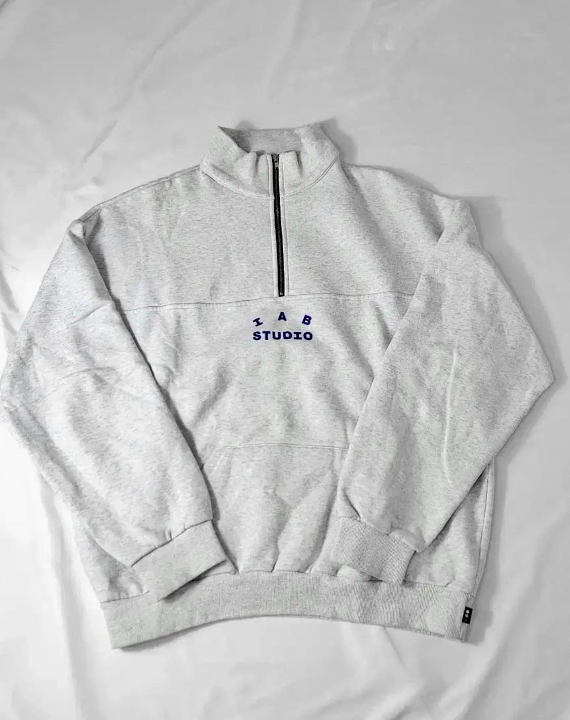 아이앱스튜디오 반집업 하프집업 스웻셔츠 XL 상품이미지1