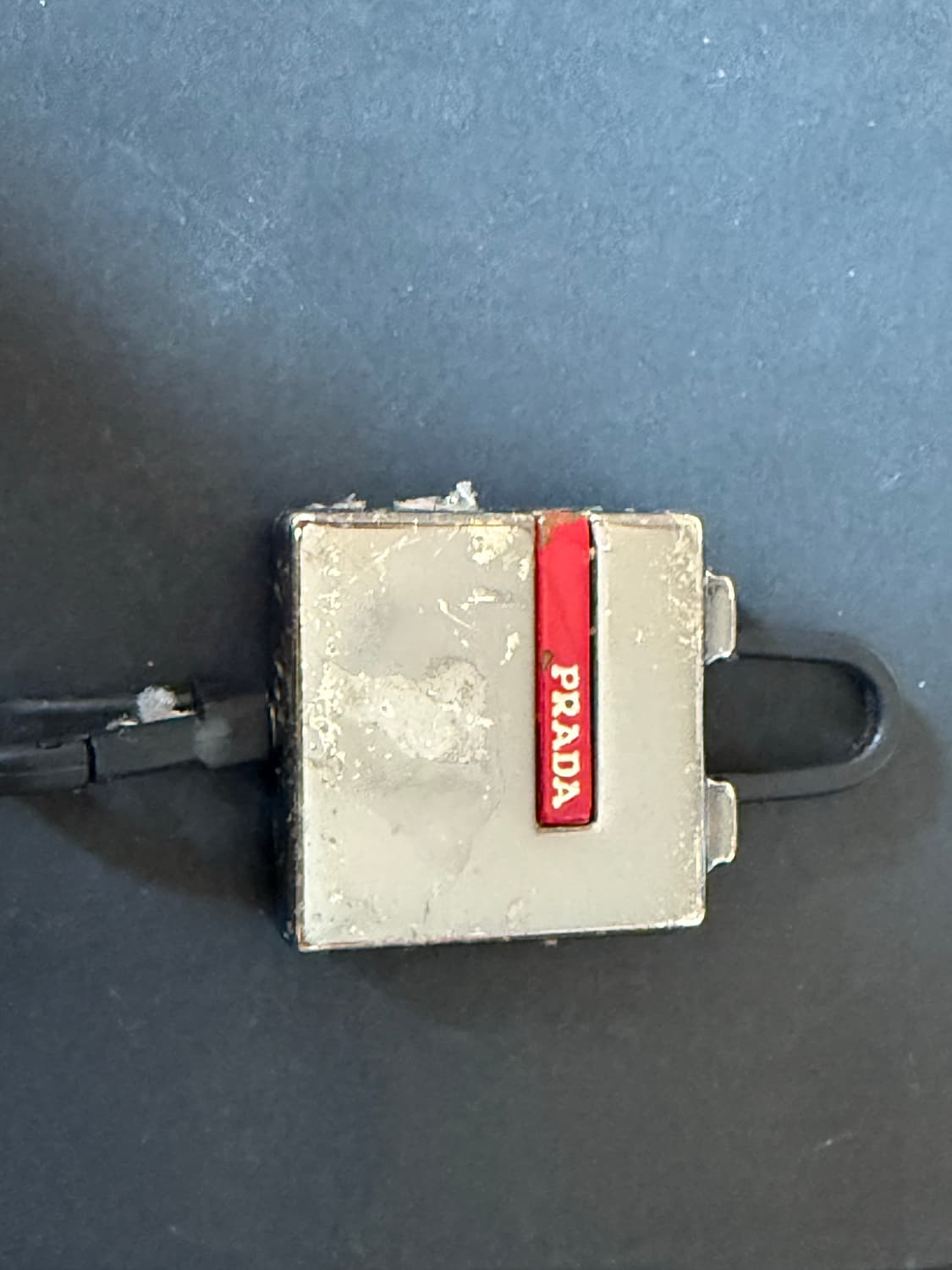 프라다 열쇠고리 상품이미지1