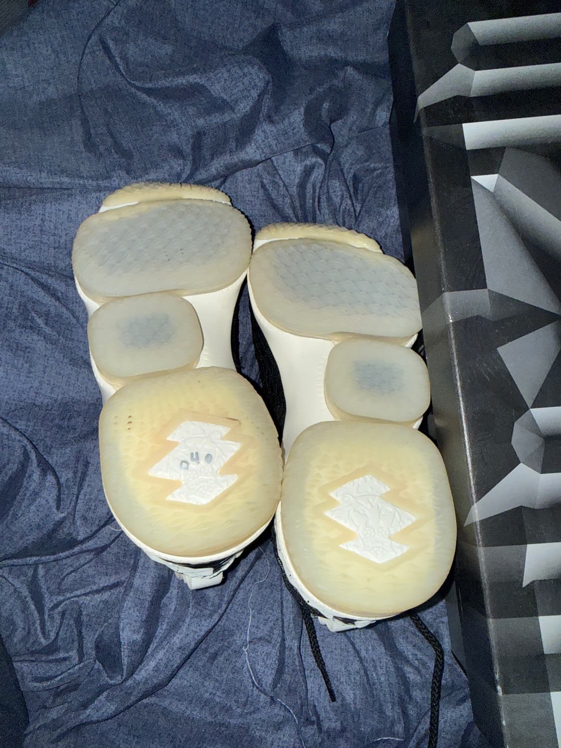 나이키 르브론 XV 농구화 상품이미지4