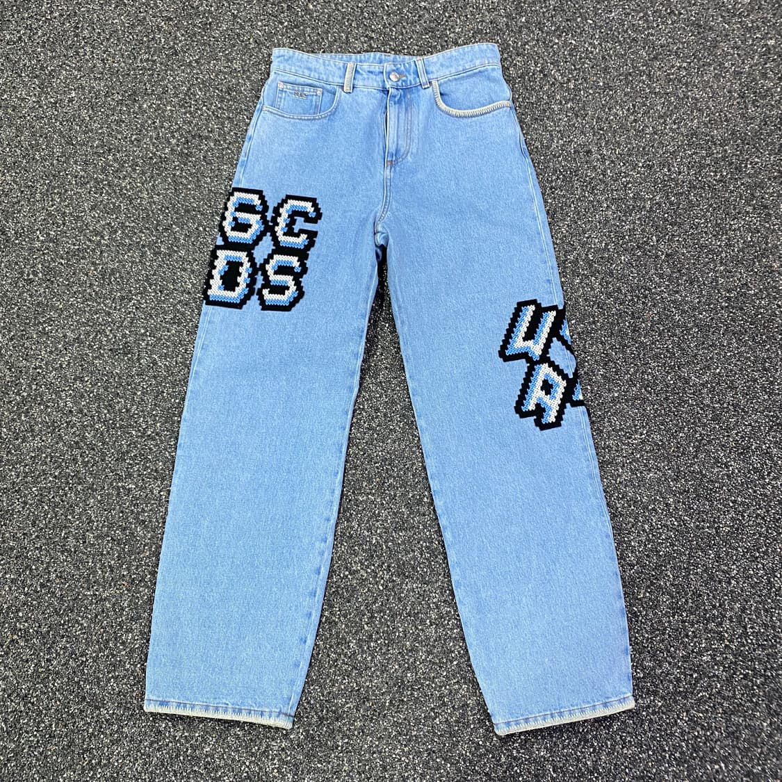 GCDS 픽셀 자수 로고 와이드 데님 팬츠 B3609 상품이미지3