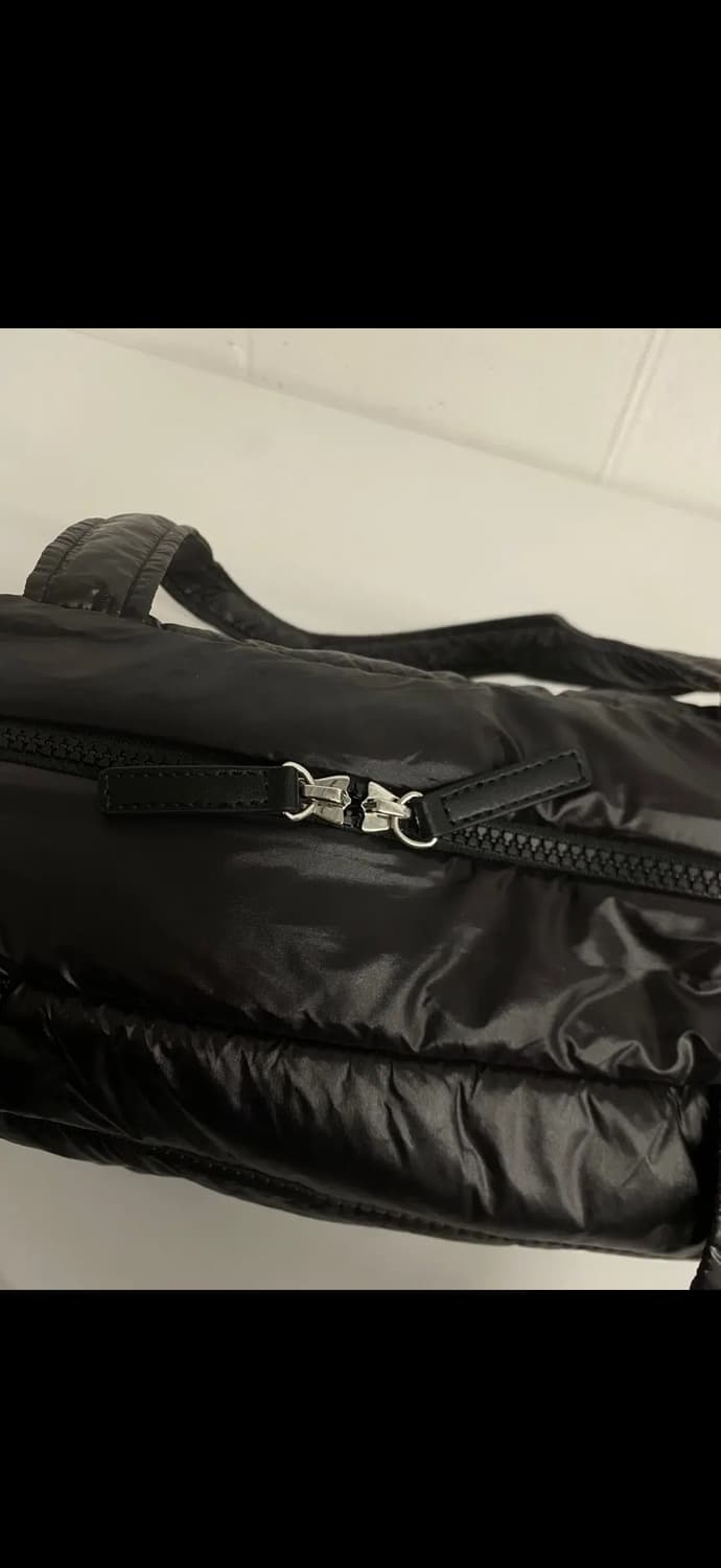 Matin Kim 마뗑킴 로고 스티치 패딩 스퀘어 백 퀼팅 가방 상품이미지5