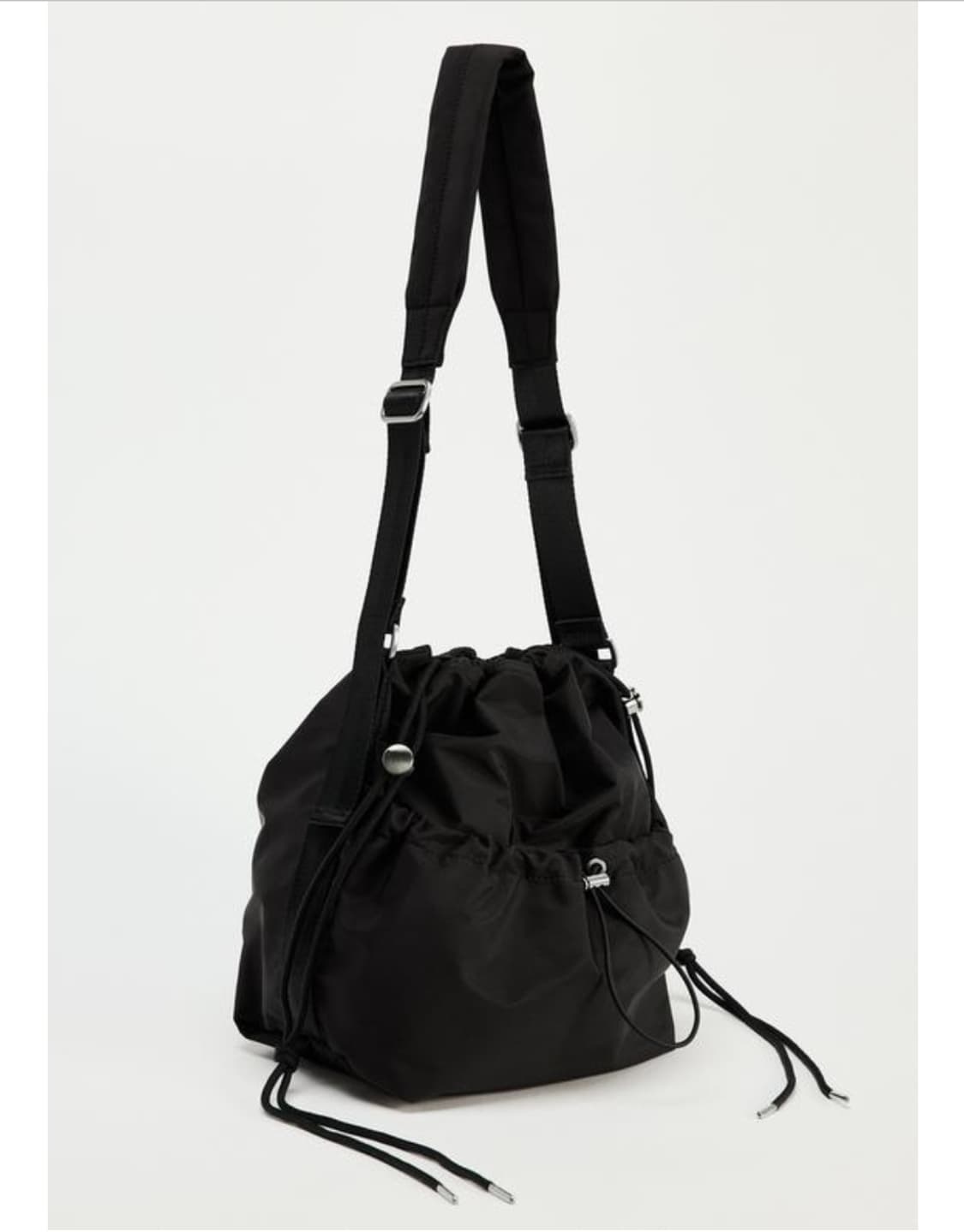 자라 나일론버킷백 상품이미지2