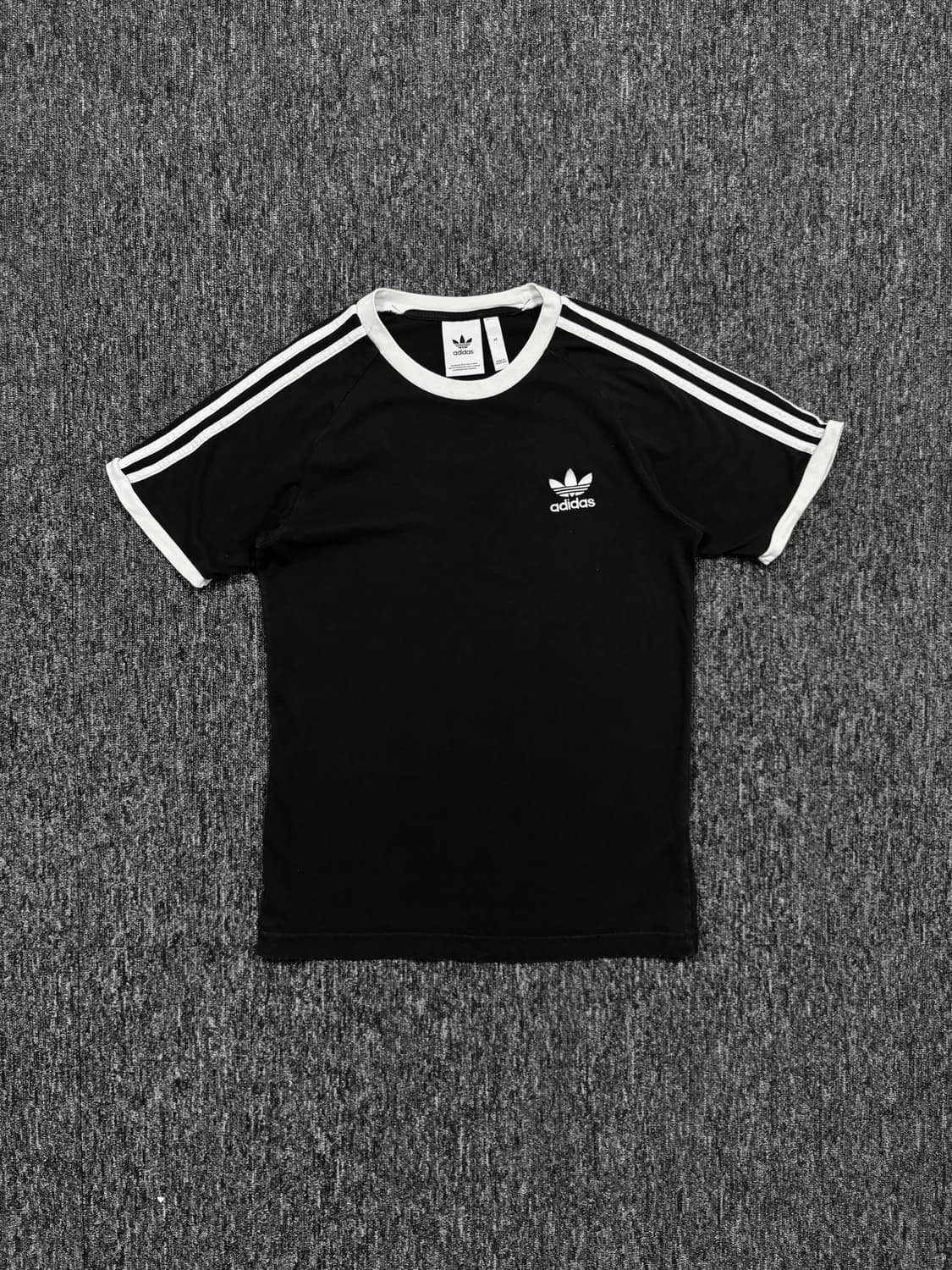 아디다스 블랙 링거티 상품이미지3