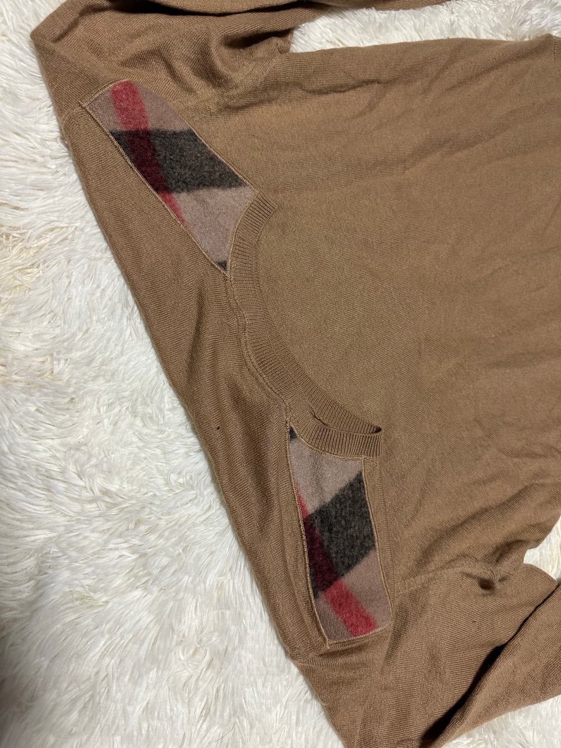 버버리 숄더 디테일 캐시미어 니트  M 상품이미지3