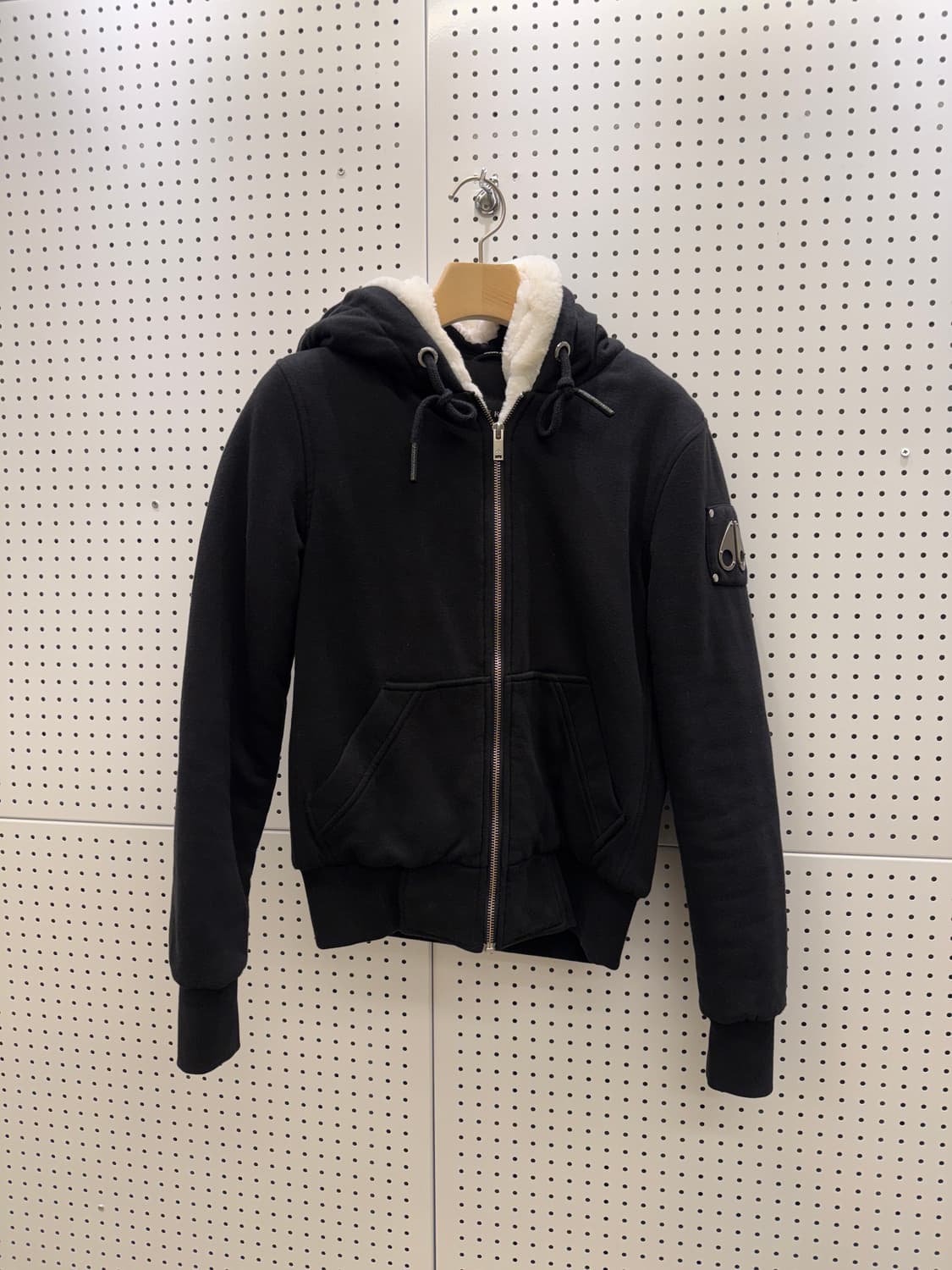 무스너클 블랙 버니 스웨터 후드 집업 U1019 상품이미지2