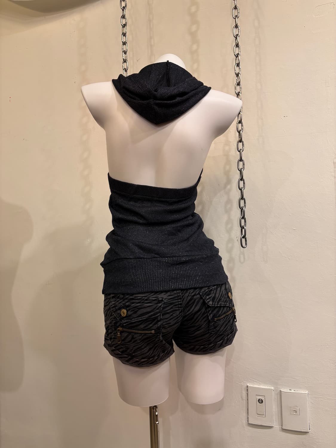 버튼 후드 글리터 블랙 슬리브리스 갸루 y2k 상품이미지3