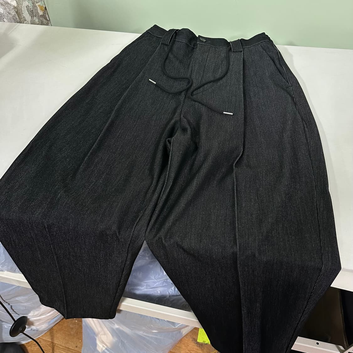 XXL 로아 ROA 루즈테이퍼드핏 하이웨스트 원턱 밴딩슬랙스 상품이미지4