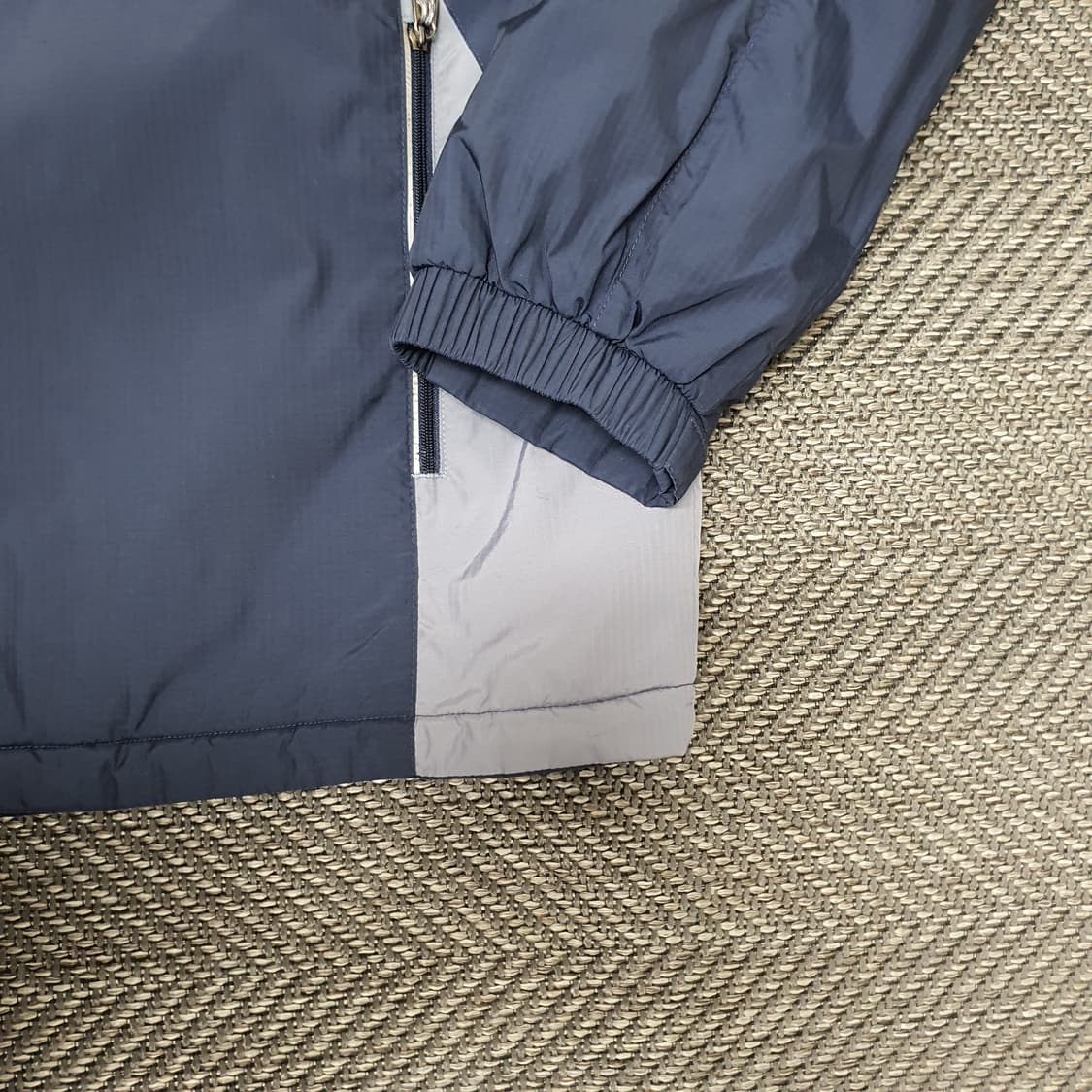 아식스 바람막이 집업점퍼 남자105~110 상품이미지4