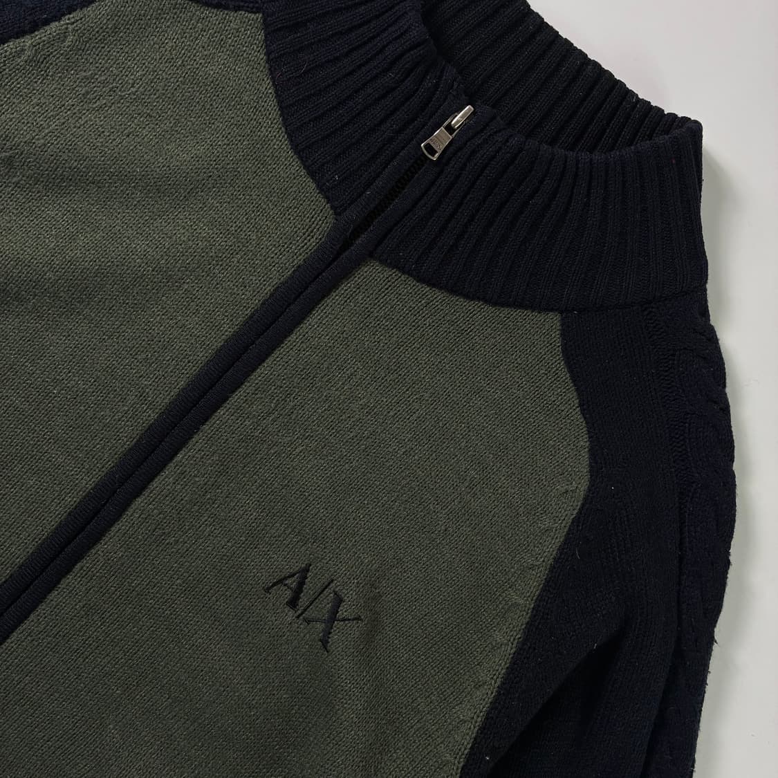 Armani Exchange 알마니 엑스체인지 램스울 카키배색 니트 집업 상품이미지3