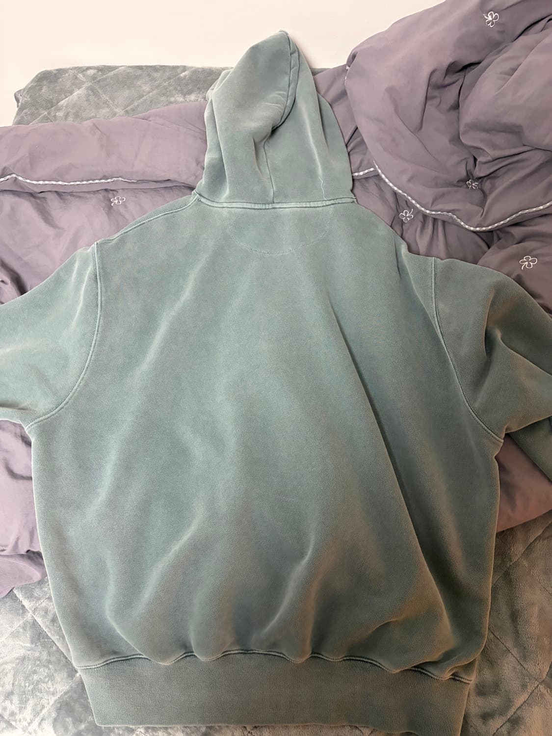 플라스틱 프로덕트 후드티 상품이미지2