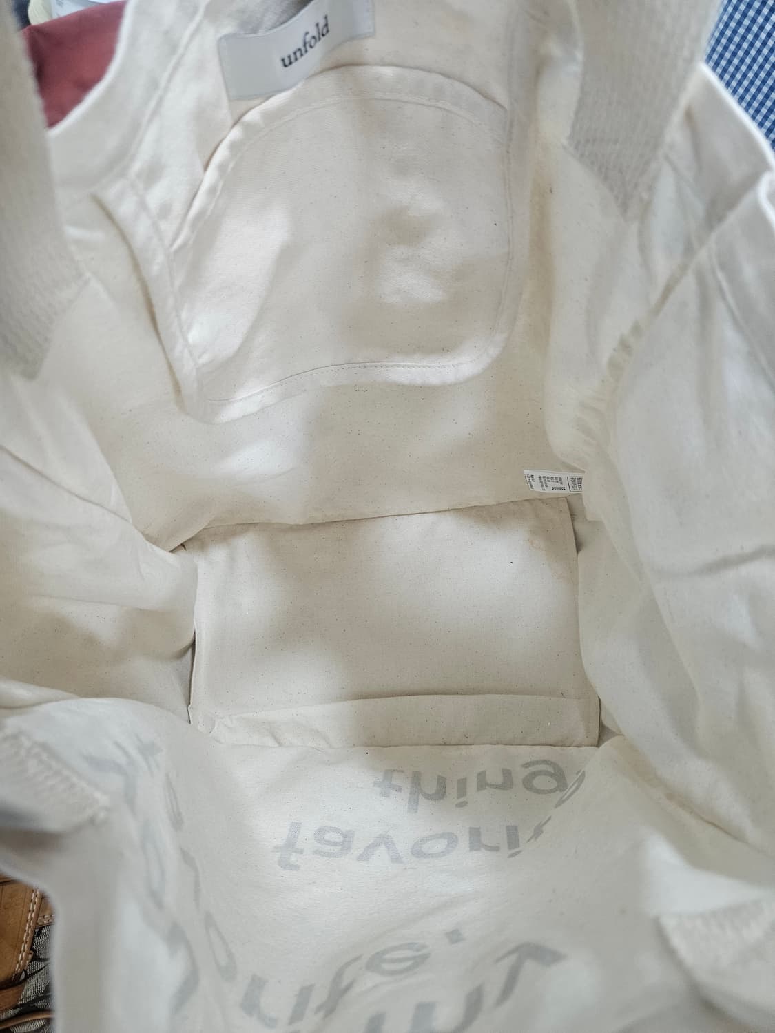 언폴드(Unfold) 아이보리 레티리 에코백  상품이미지5