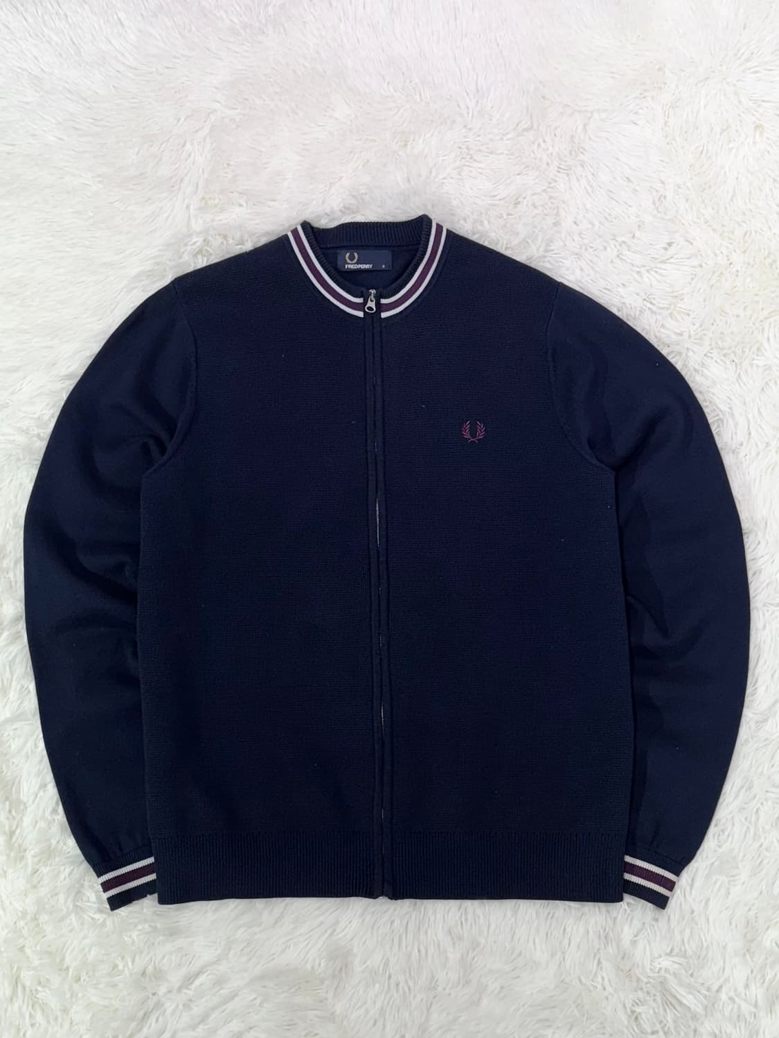 프레드페리 네이비 스몰로고 니트집업 상품이미지3
