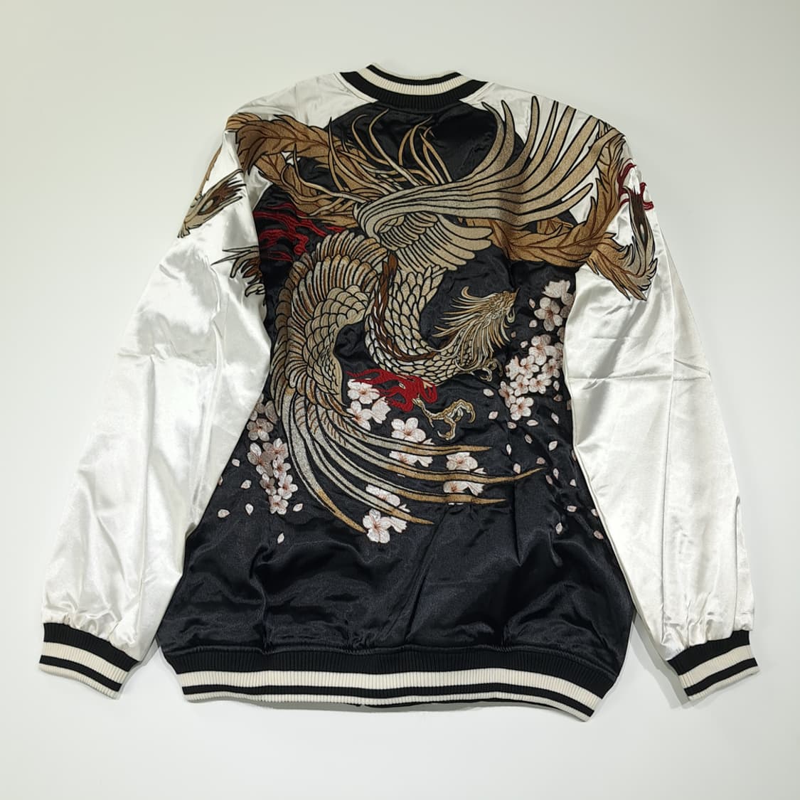 CL933 [새상품] XL ROGUE 00s 새틴 주작자수 블랙 스카잔 상품이미지5