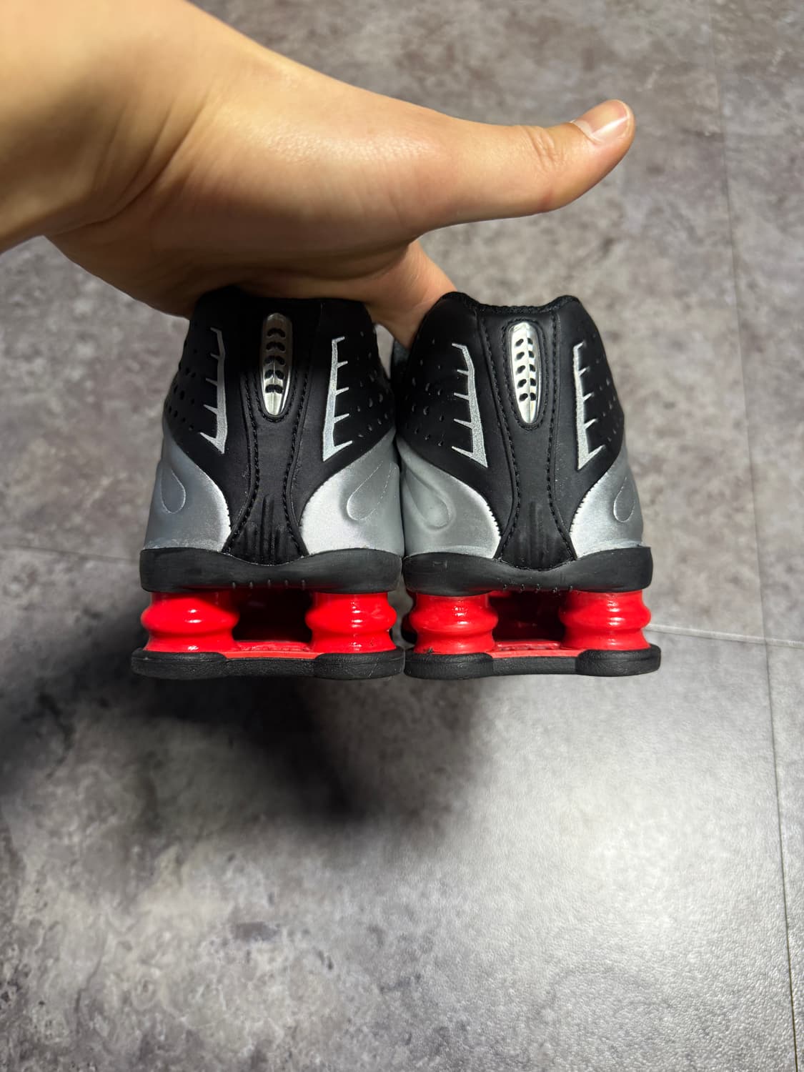 나이키 샥스 r4 245 상품이미지4