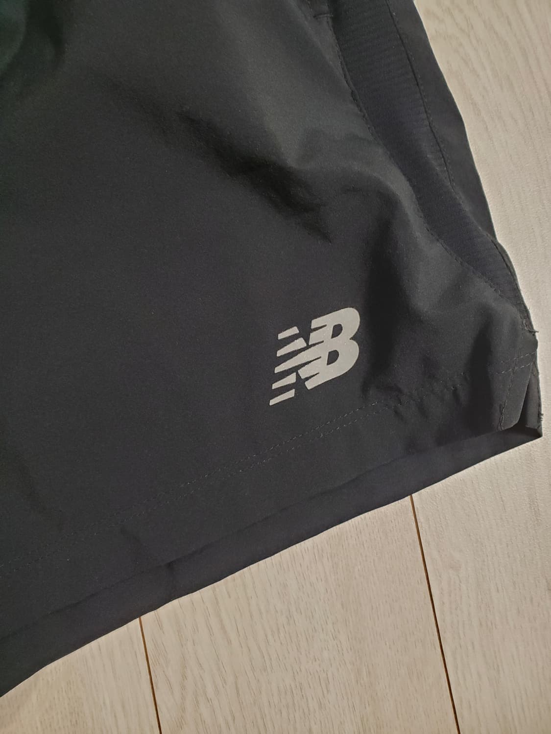 새상품급)뉴발란스 엑셀러레이트 5인치 러닝 반바지 블랙 남자 트레이닝 쇼 상품이미지2