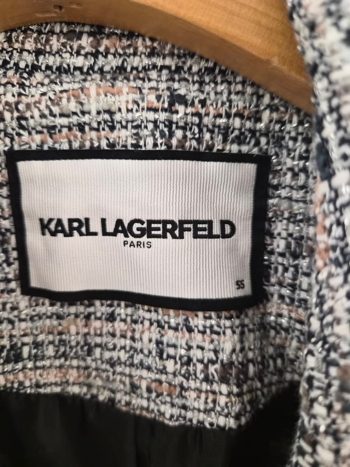 55) 칼 라거펠트 트위드 자켓 팝니다 상품이미지3