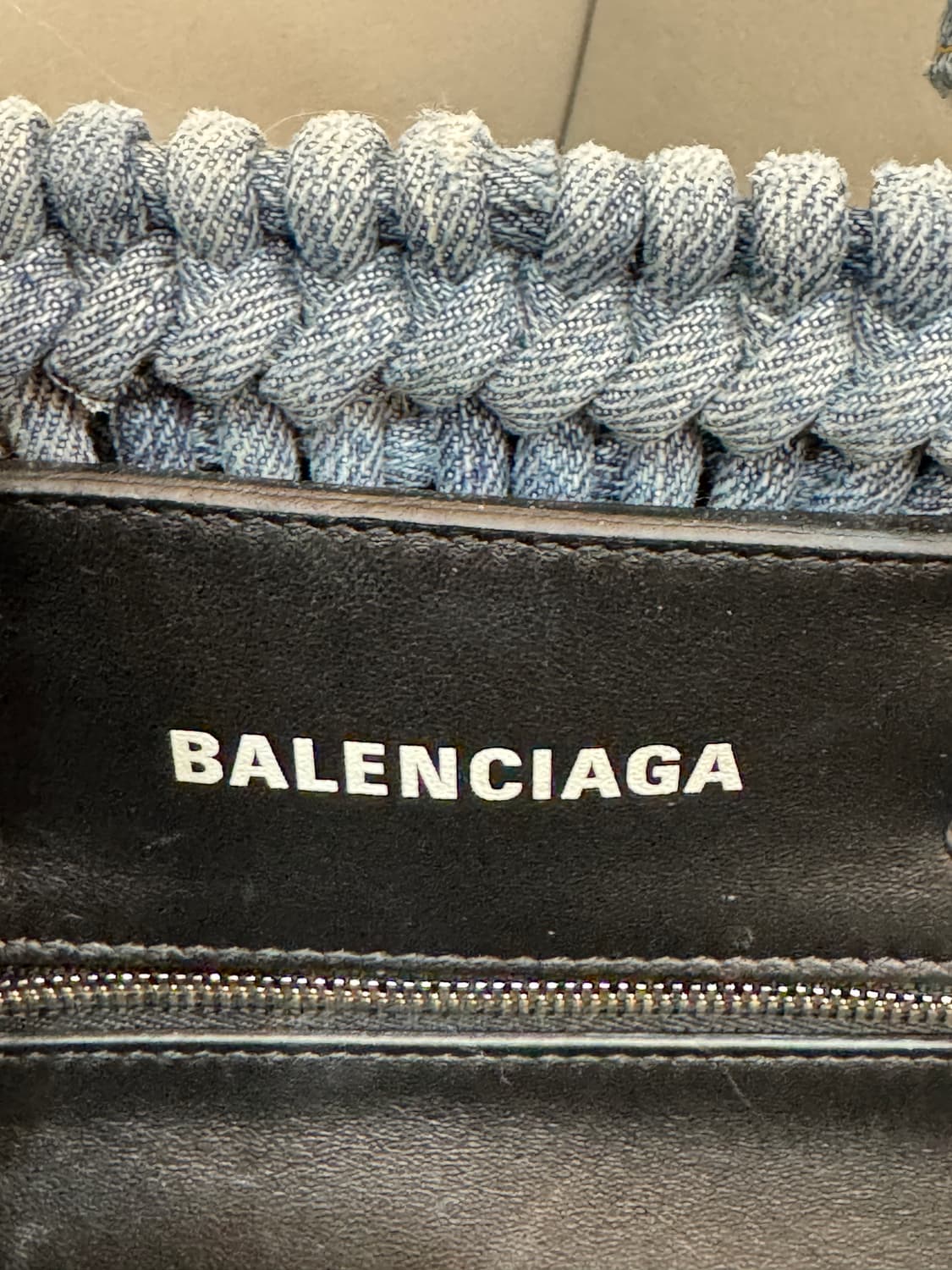 발렌시아가 비스트로 데님 XS 스트랩 토트백  상품이미지5