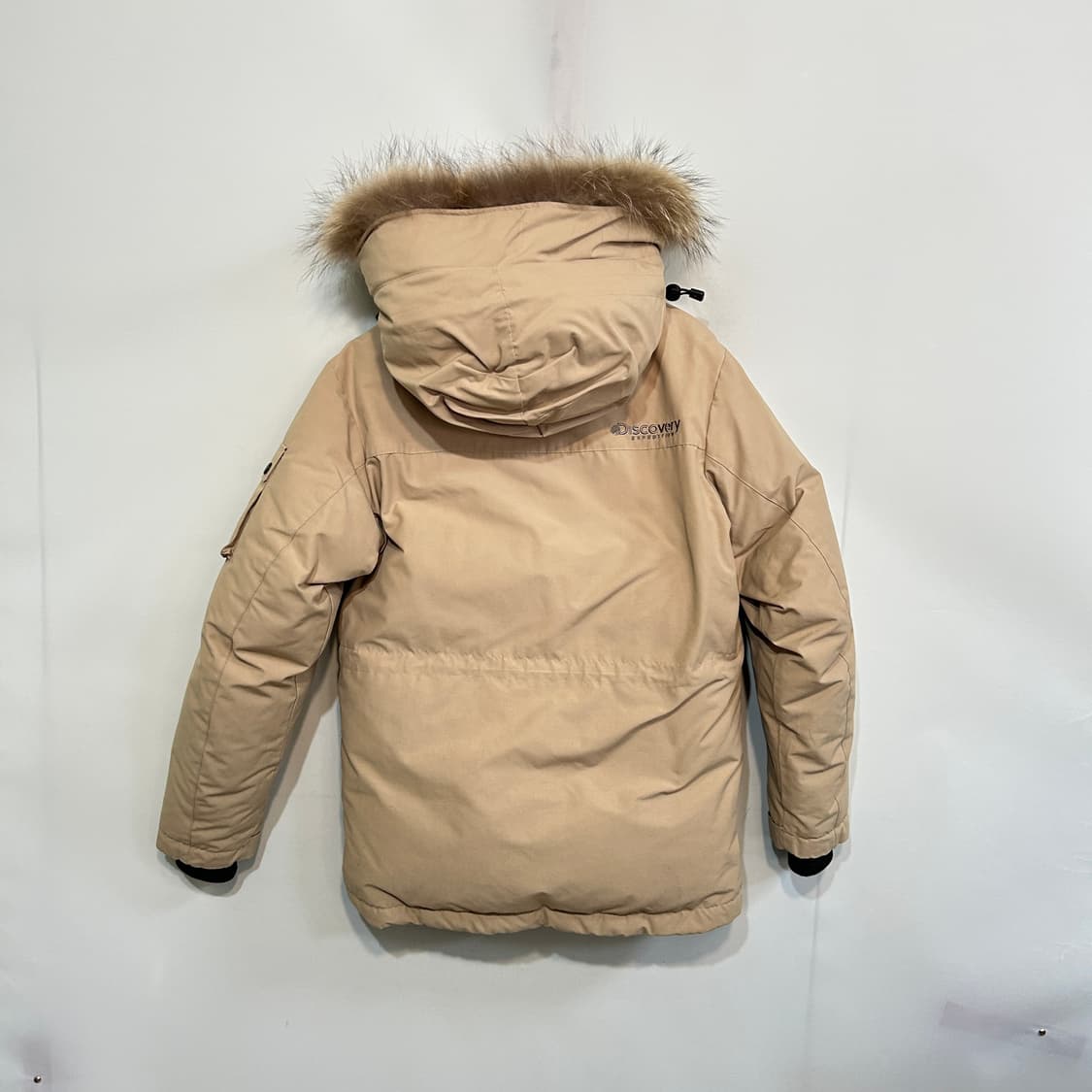 디스커버리 남성 밀포드 구스다운 패딩 95 베이지 상품이미지2