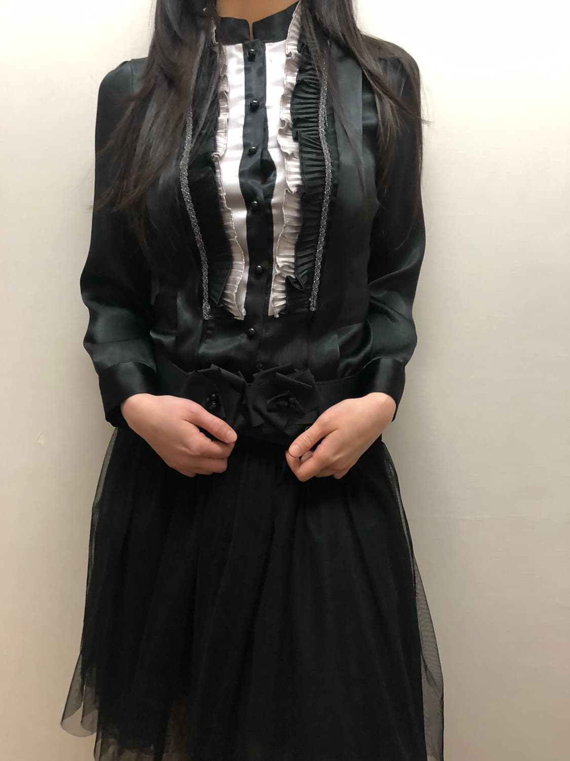 빈티지 블랙 그레이 프릴 블라우스 상품이미지2