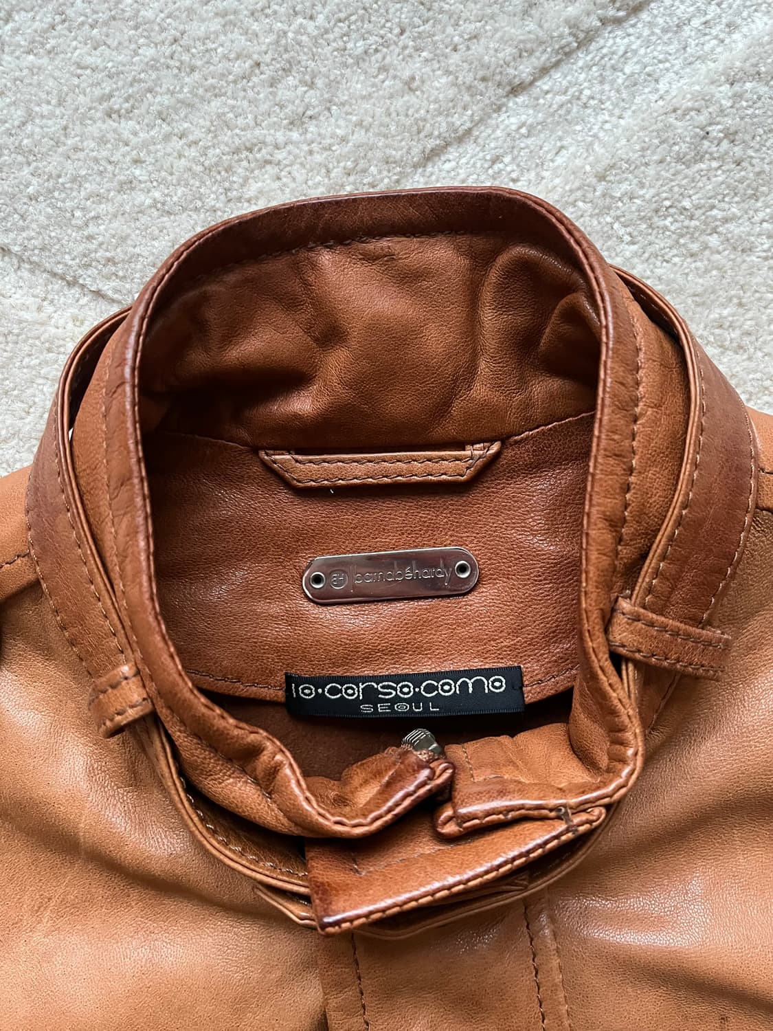 10 꼬르소꼬모 x 베르나르 아르디 램스킨 필드 자켓 브라운 (100) 상품이미지4