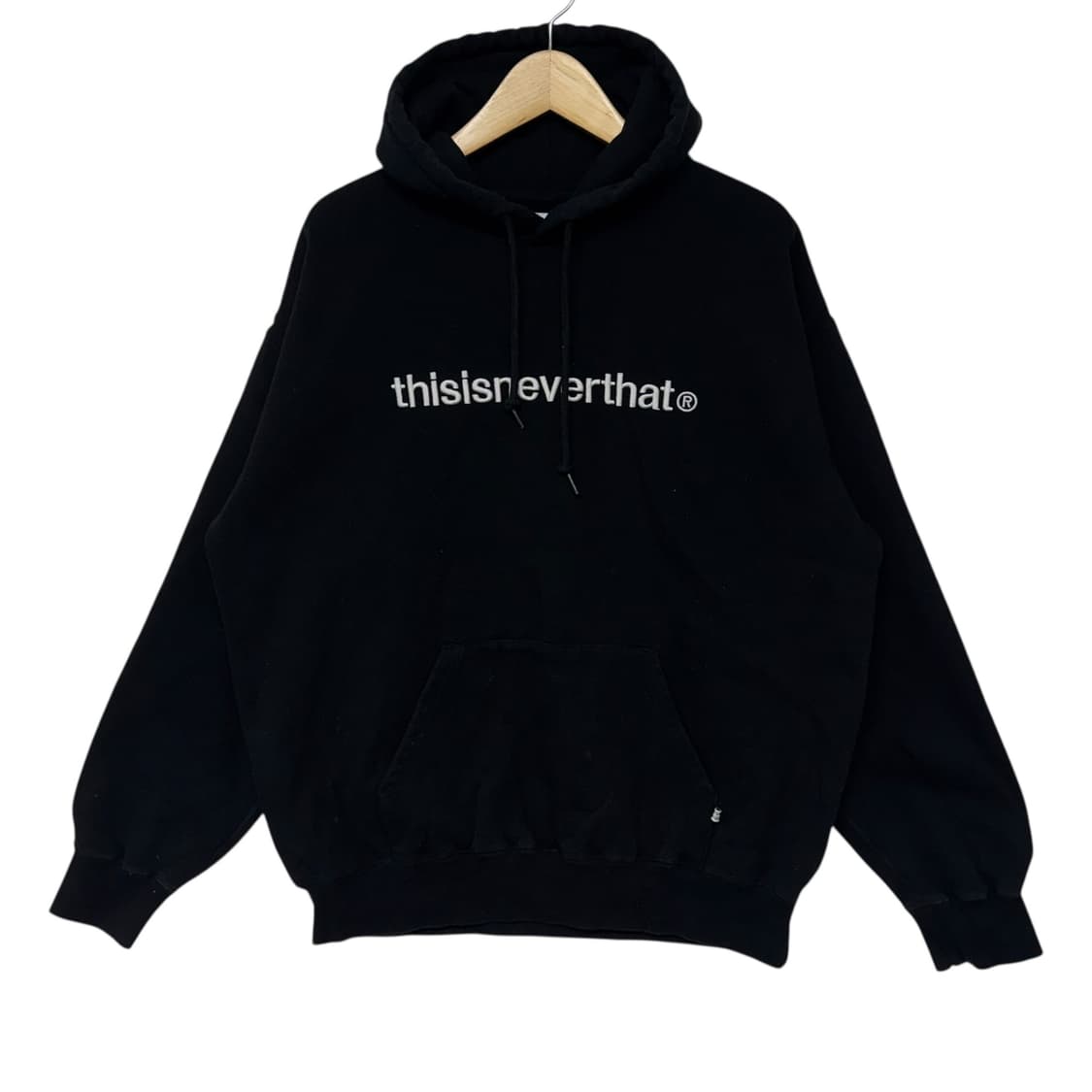 디스이즈네버댓 자수로고 후드티 상품이미지1