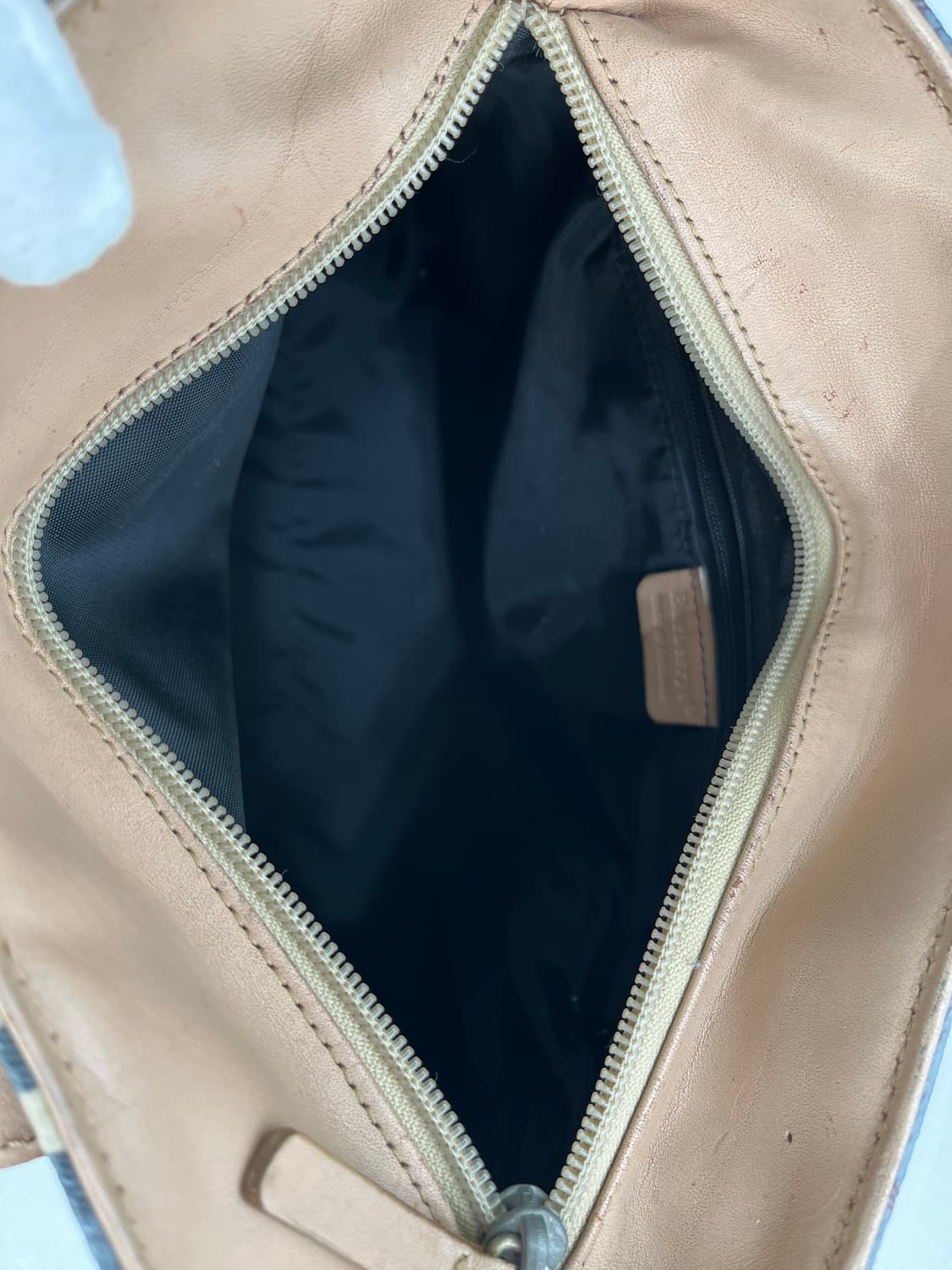 버버리 블루 체크 토트백 상품이미지5