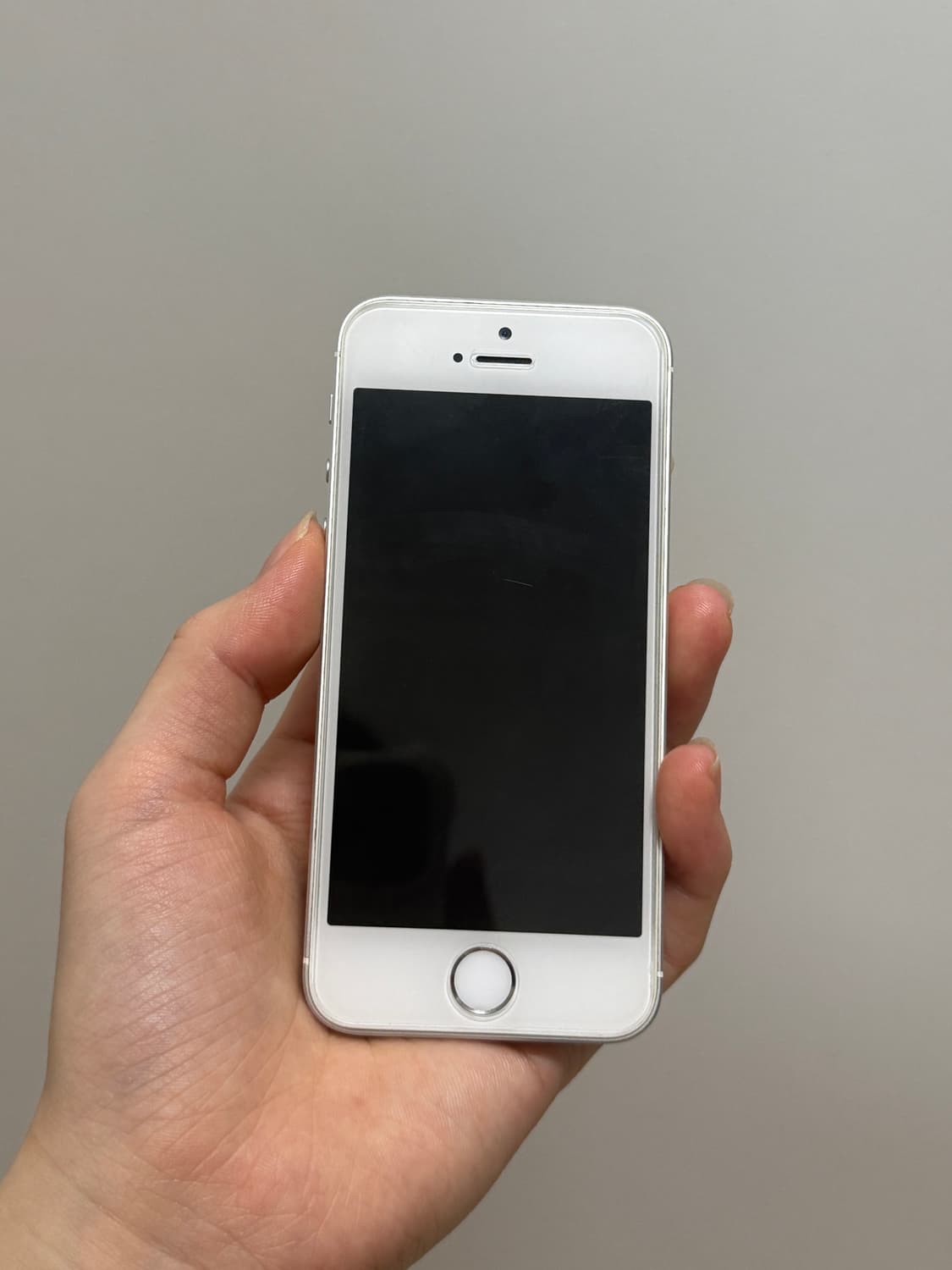아이폰 SE 상품이미지2