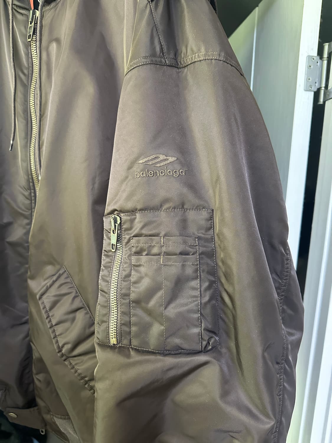 [2] 발렌시아가 3B 봄버 브라운 상품이미지3