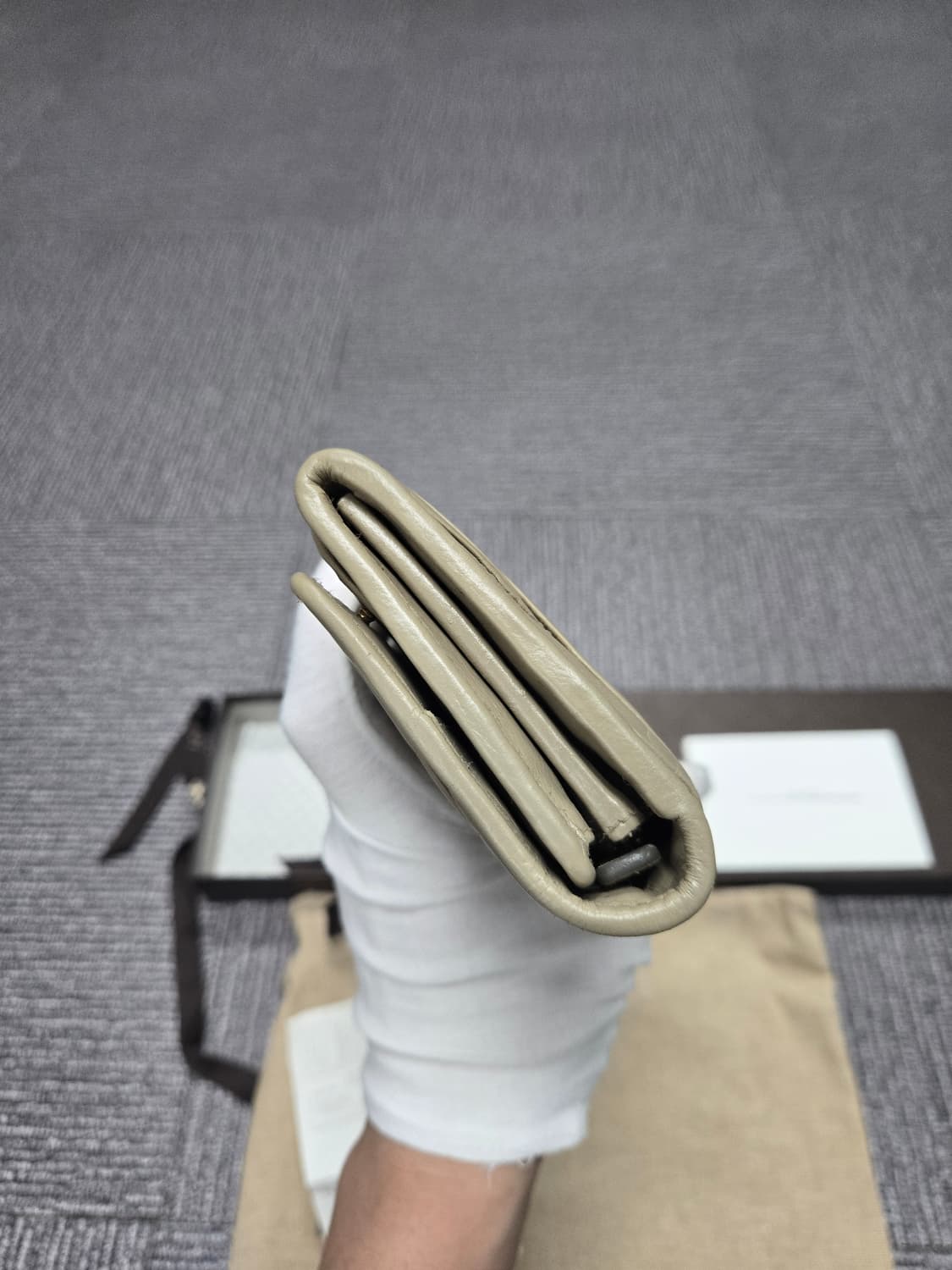 [특가][정품] 미우미우 마테라쎄 장지갑 상품이미지4