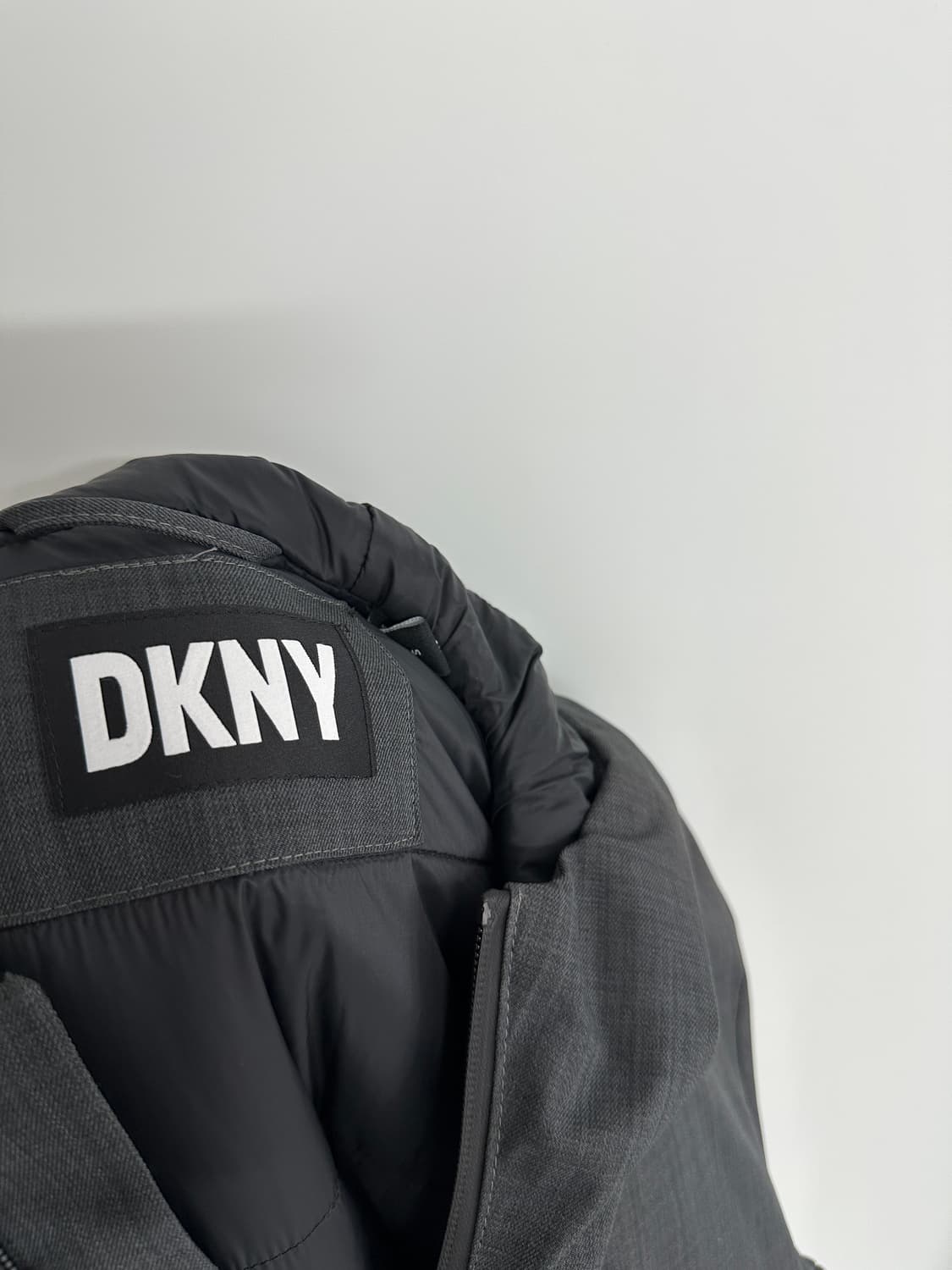 [DKNY] 남성 테크 자켓 상품이미지7