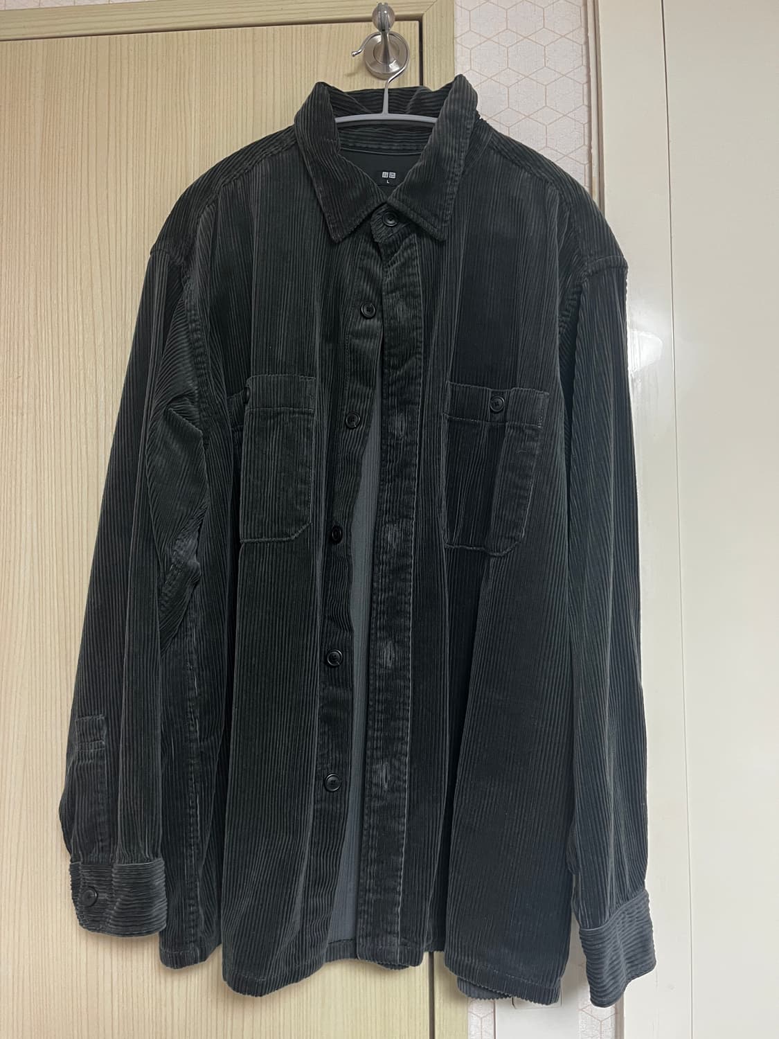 유니클로 코듀로이 셔츠 상품이미지1