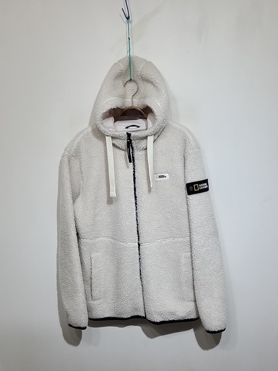 (L) 내셔널지오그래픽 플리스 점퍼 아이보리 뽀글이 와펜 후리스 자켓  상품이미지1