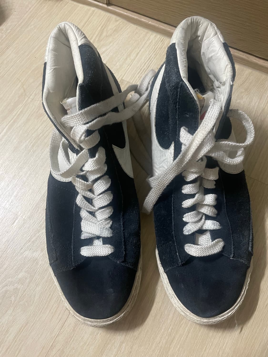 나이키 블레이저 하이 275 상품이미지2