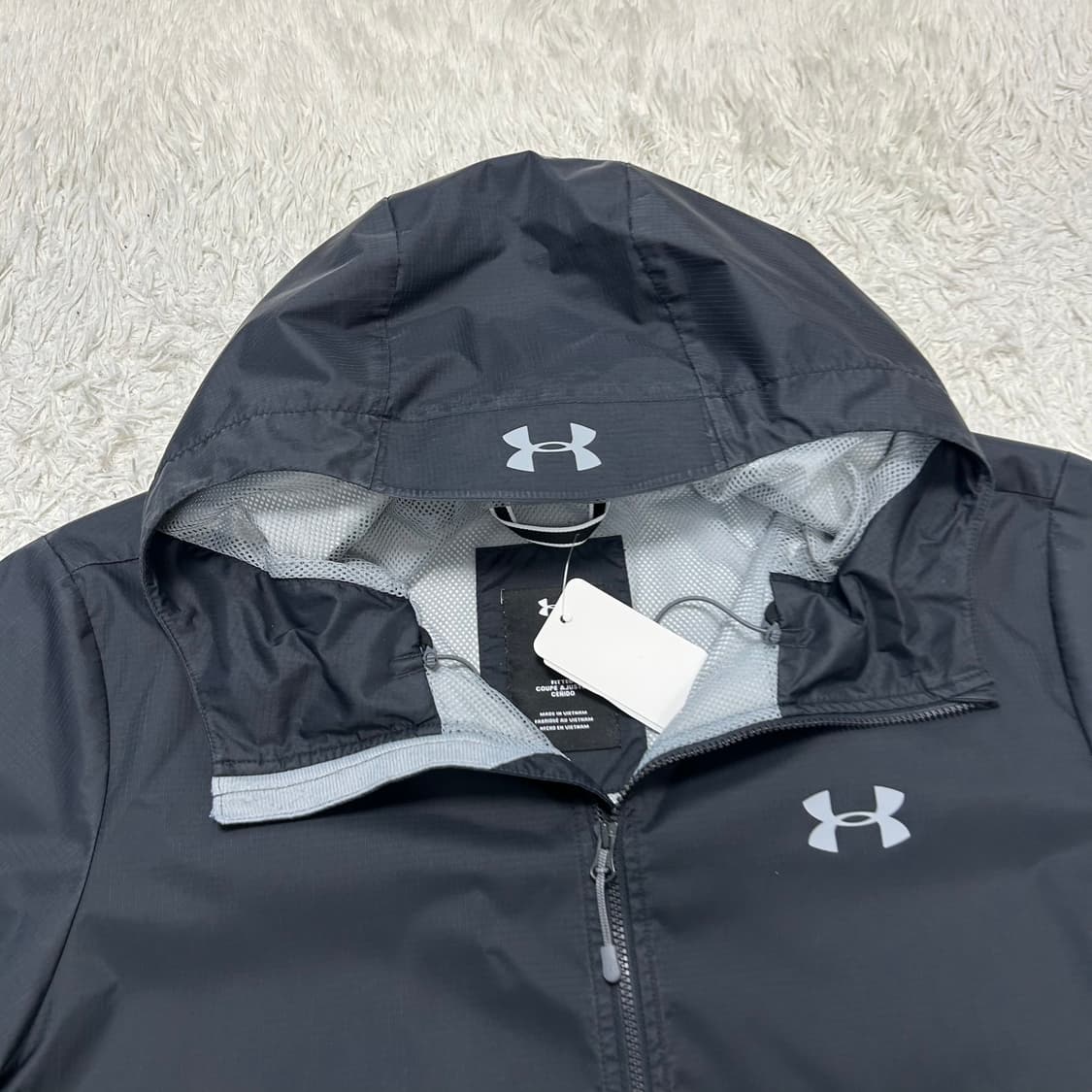 언더아머 바람막이 상품이미지2