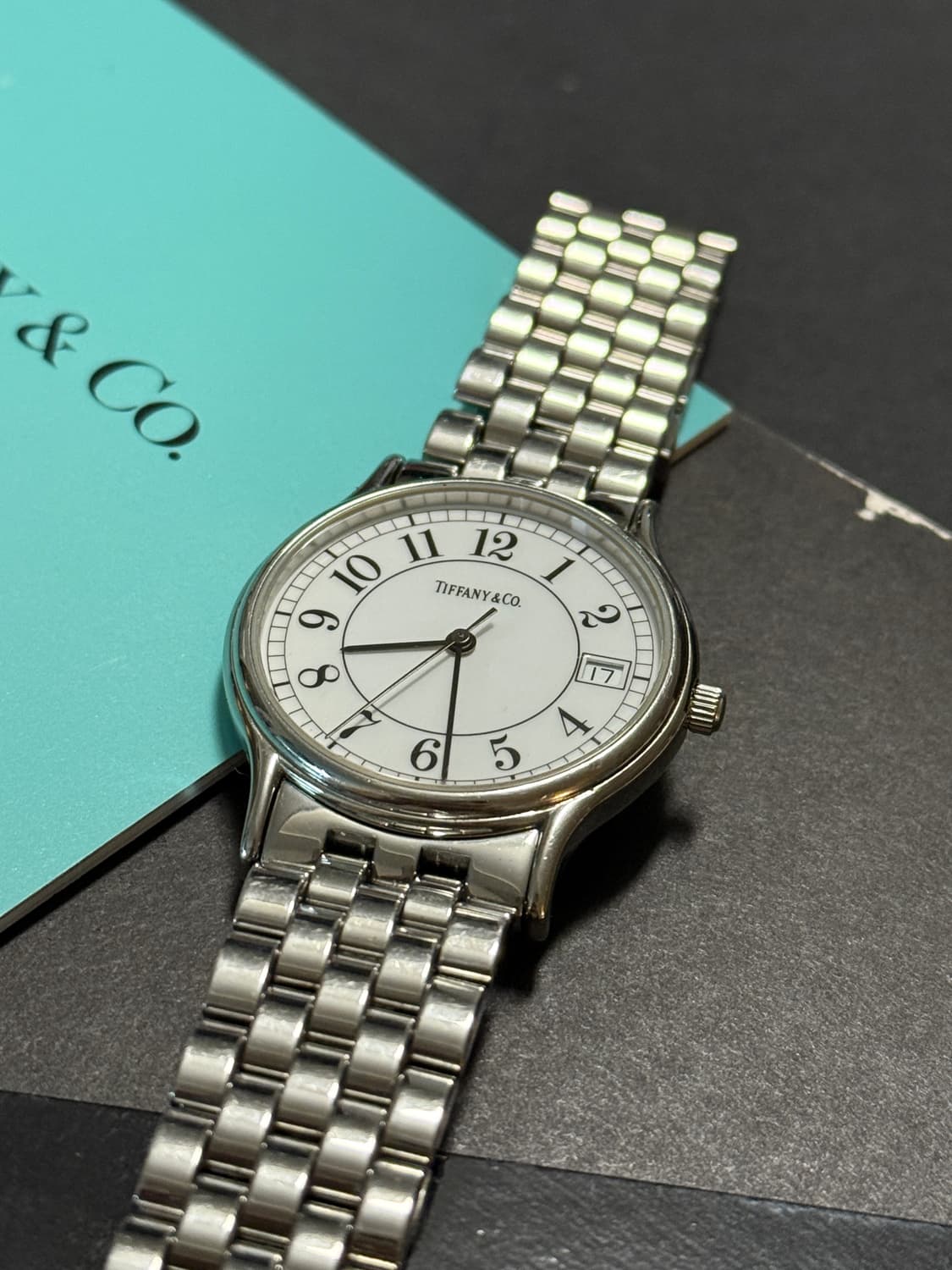 티파니앤코 클래식 쿼츠 시계 (Arabic on White) 상품이미지2