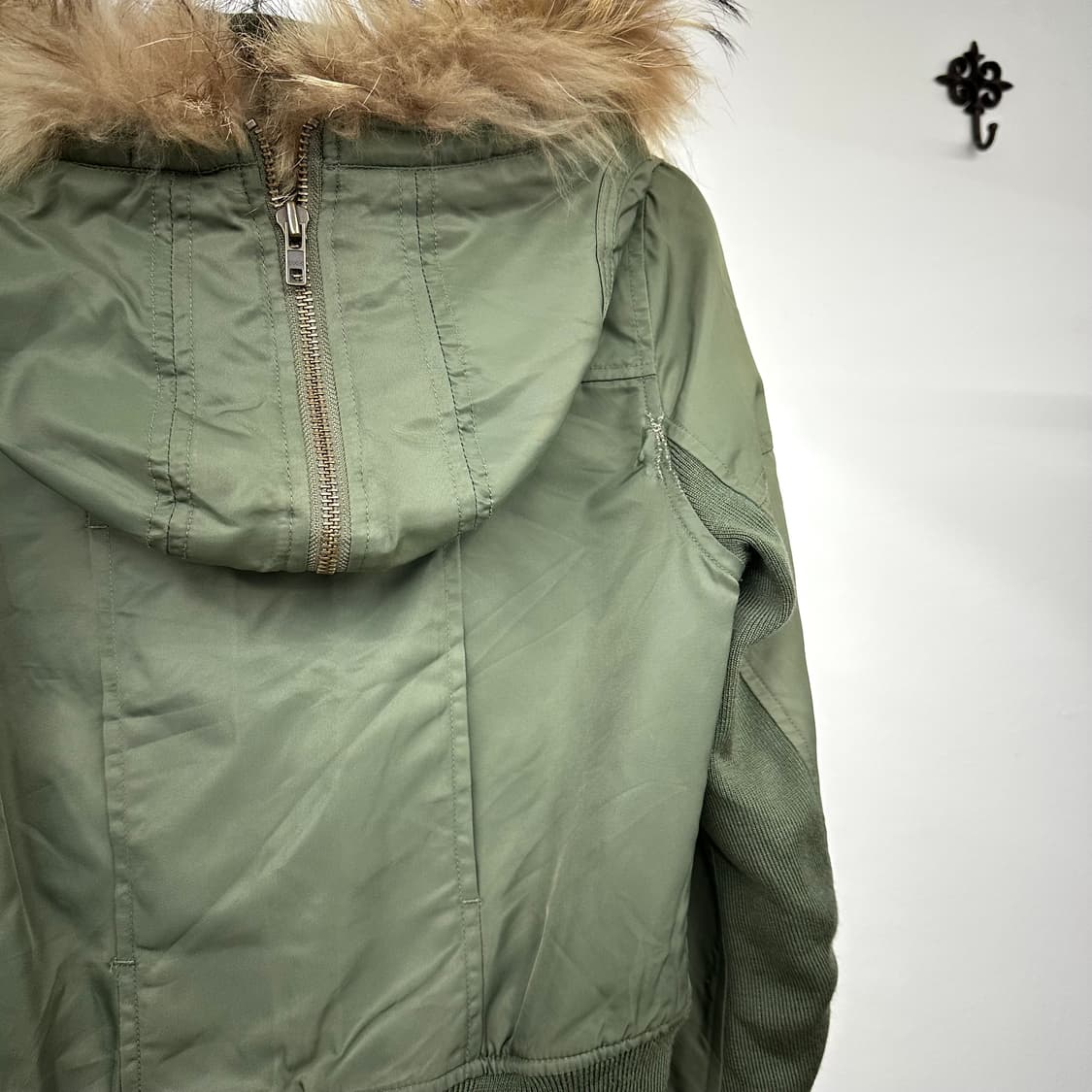 Sly 00’s khaki crop fur jacket 상품이미지6