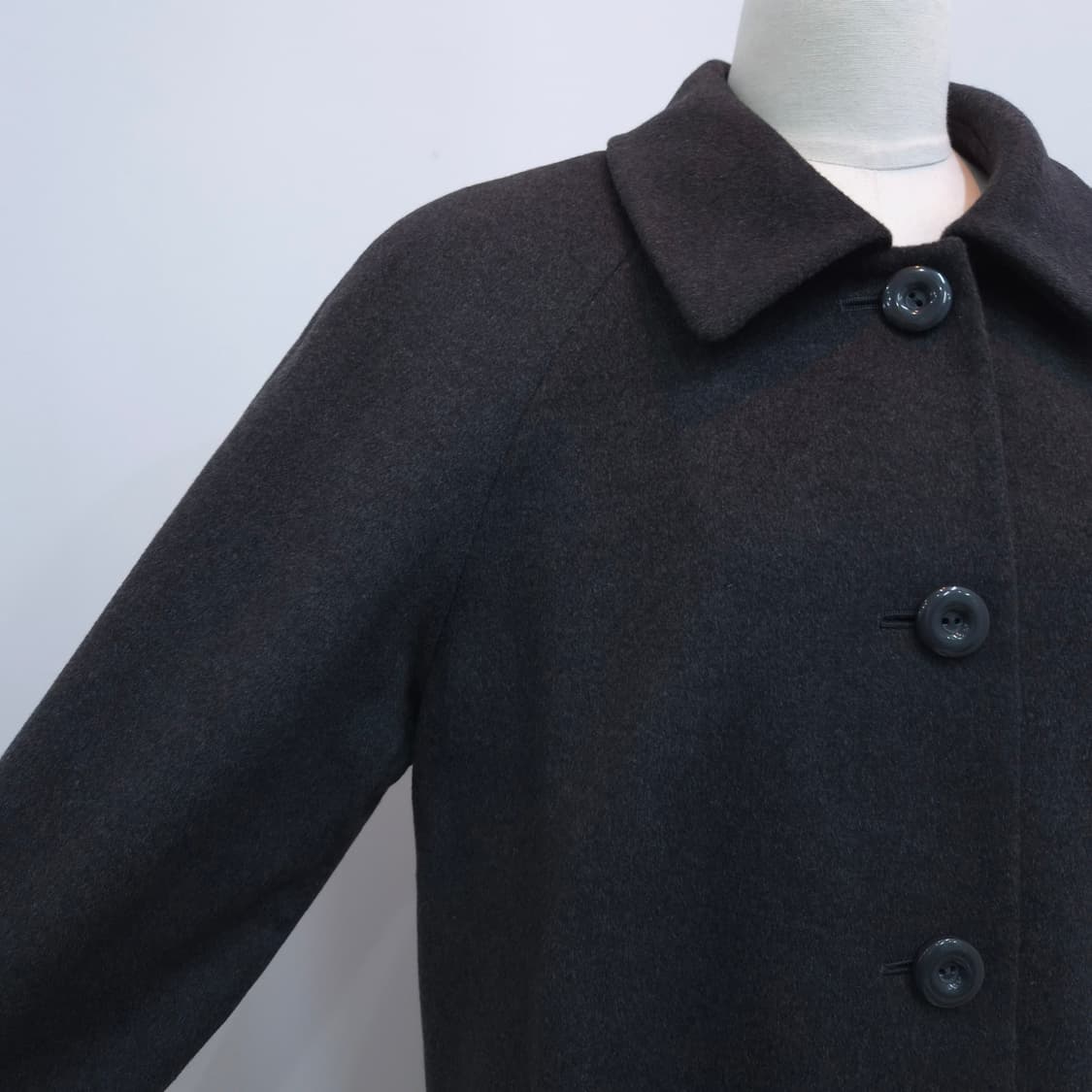 캐시미어 차콜 라글란 롱코트 상품이미지4